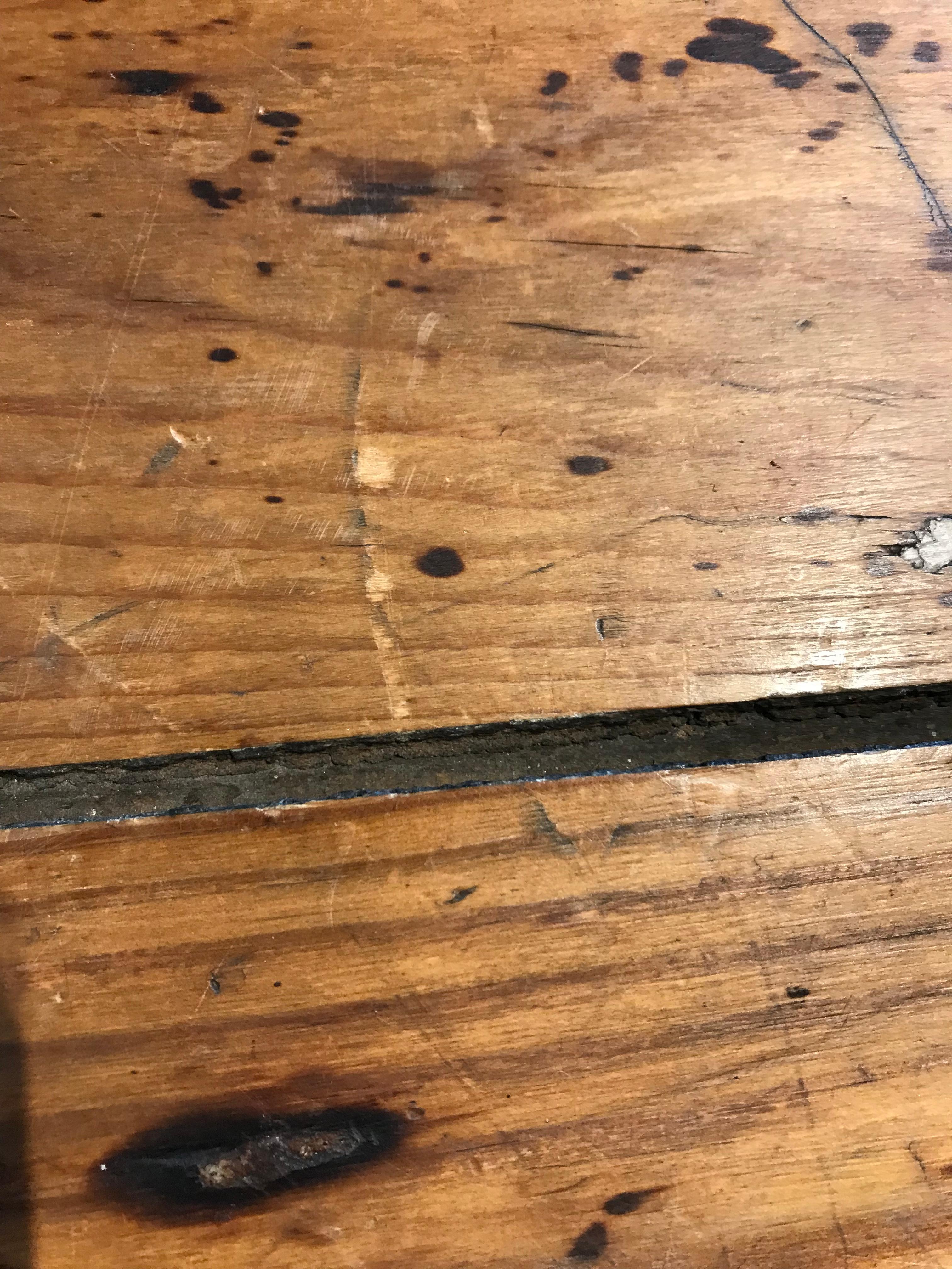 19th Century English Pine Cricket Table In Wonderful Untouched Condition 3