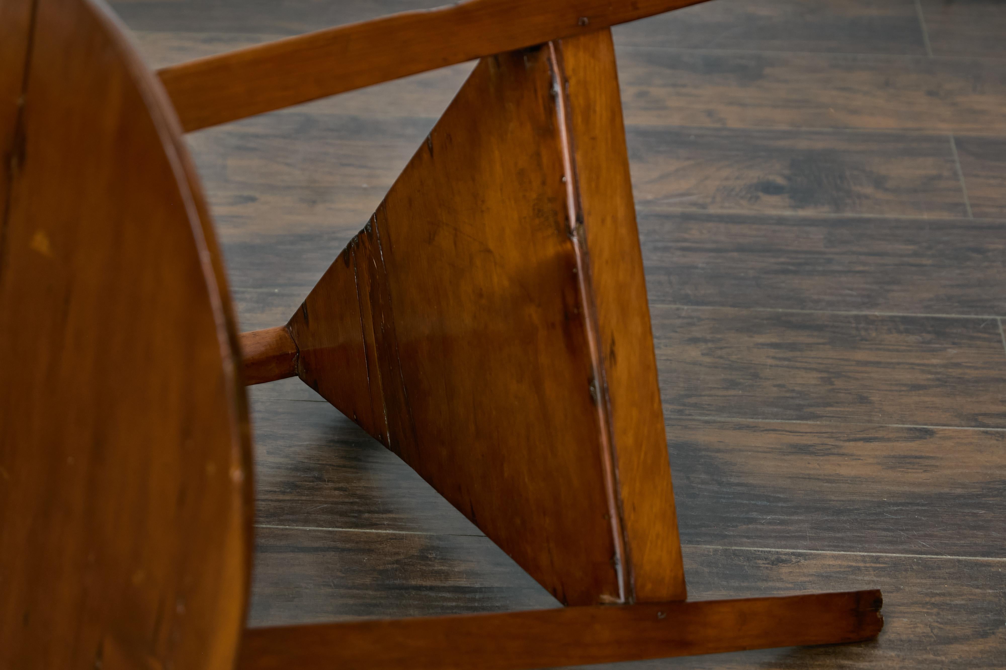 Table de criquet anglaise du 19ème siècle avec plateau circulaire et base tripode en vente 6