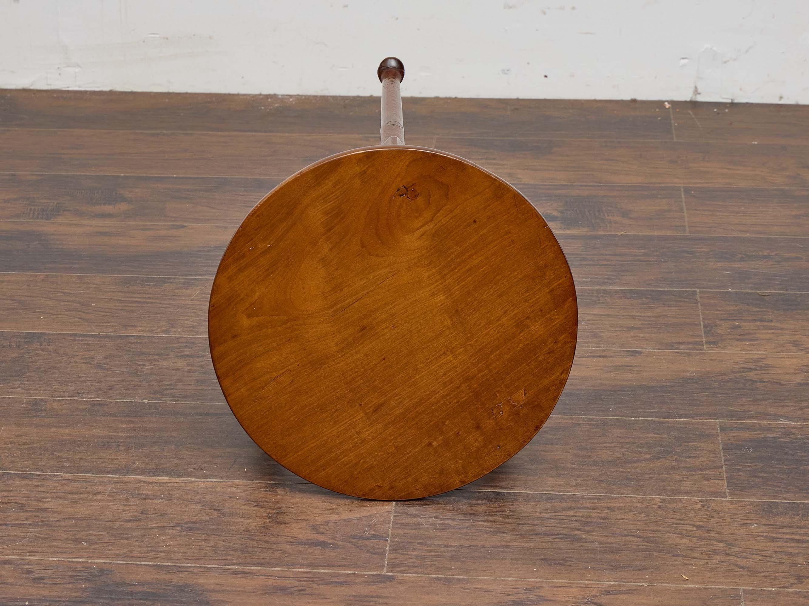 19th Century English Pine Cricket Table with Single Drawer and Pad Feet For Sale 8