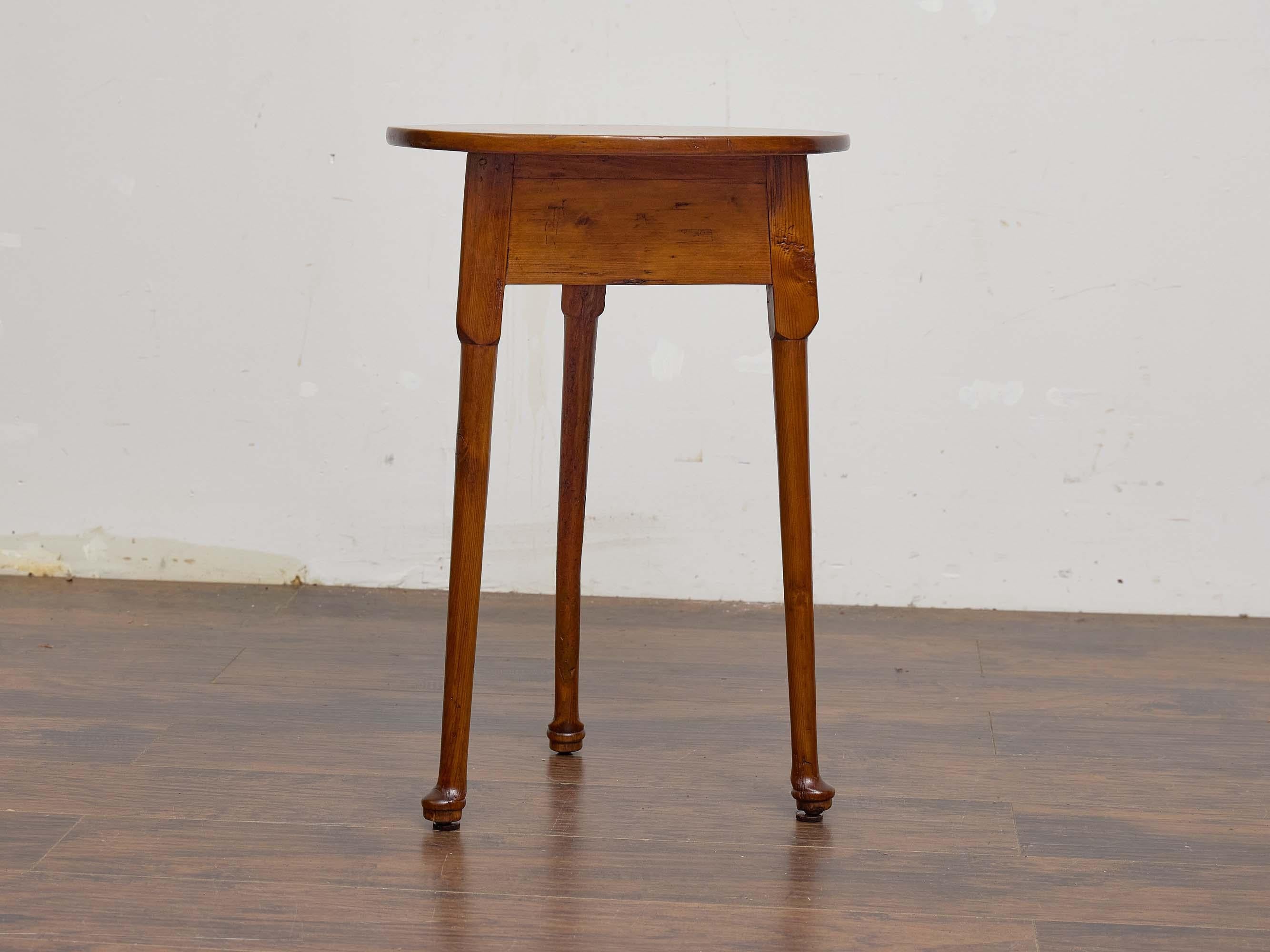19th Century English Pine Cricket Table with Single Drawer and Pad Feet In Good Condition For Sale In Atlanta, GA