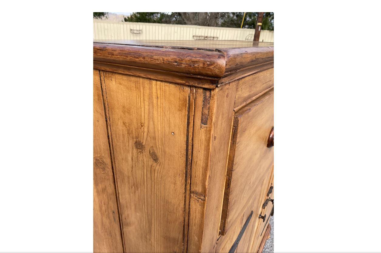 19th Century English Pine Cupboard For Sale 1