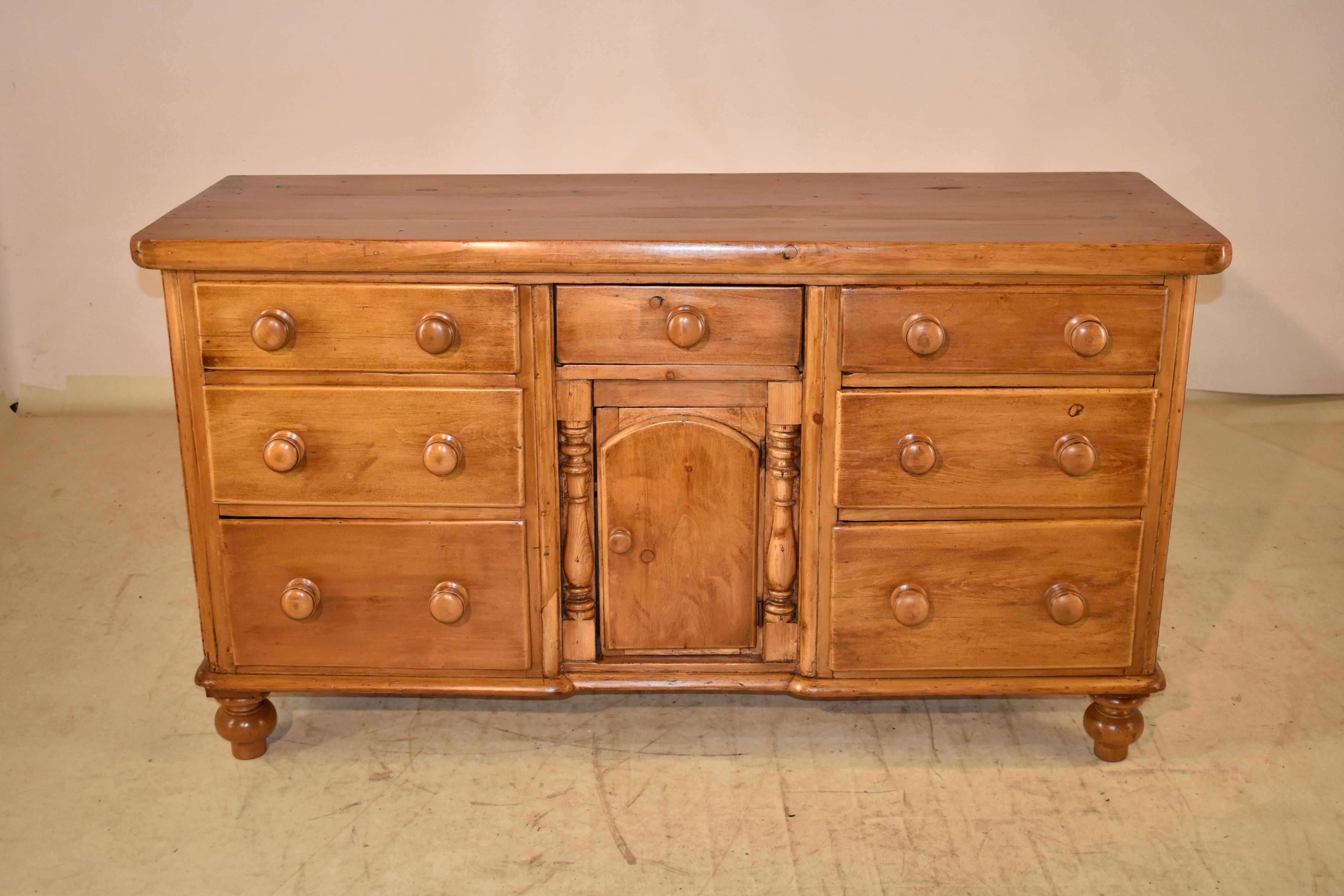 19th Century English Pine Dresser Base In Good Condition For Sale In High Point, NC