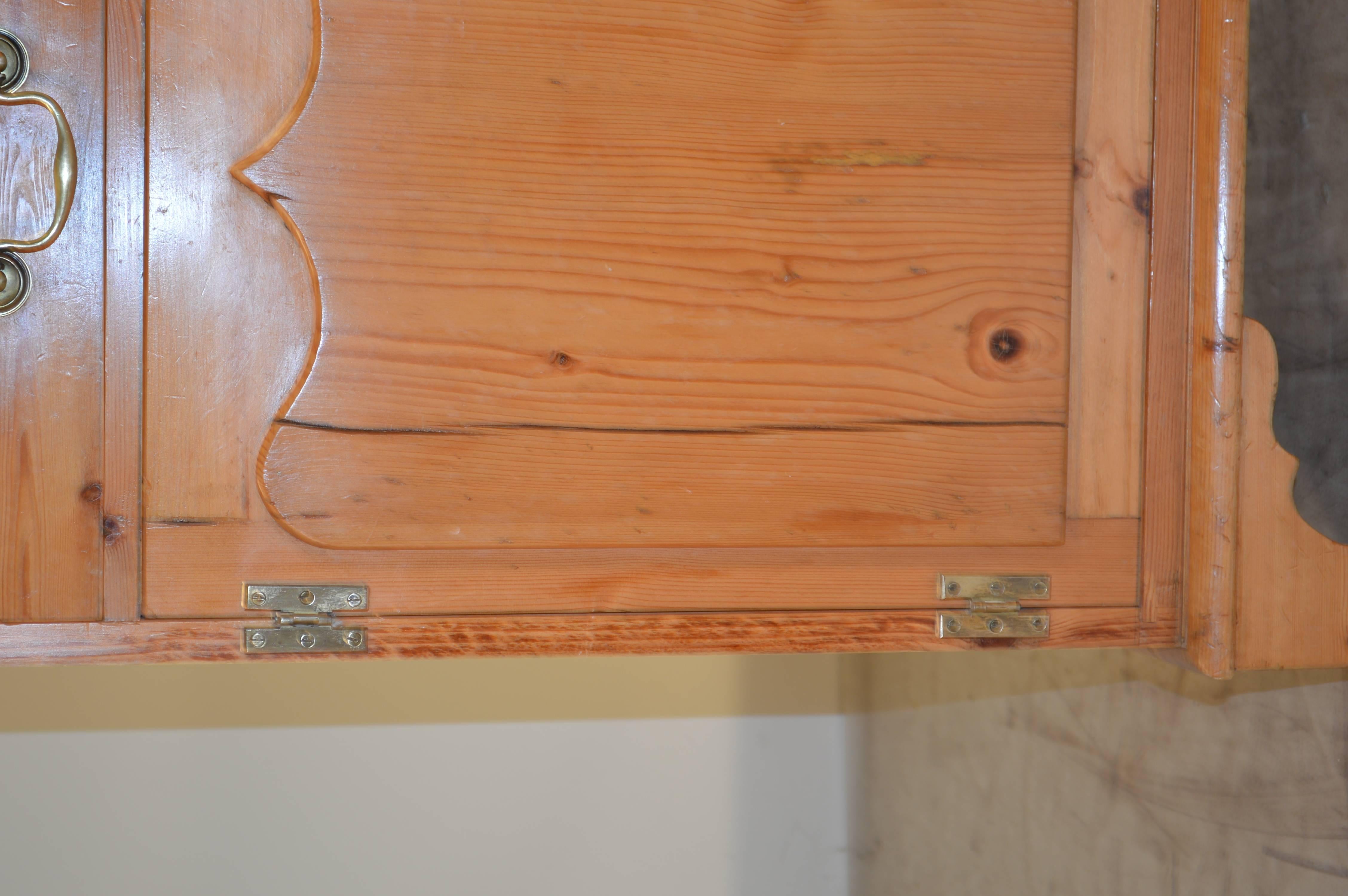 Brass 19th Century English Pine Dresser