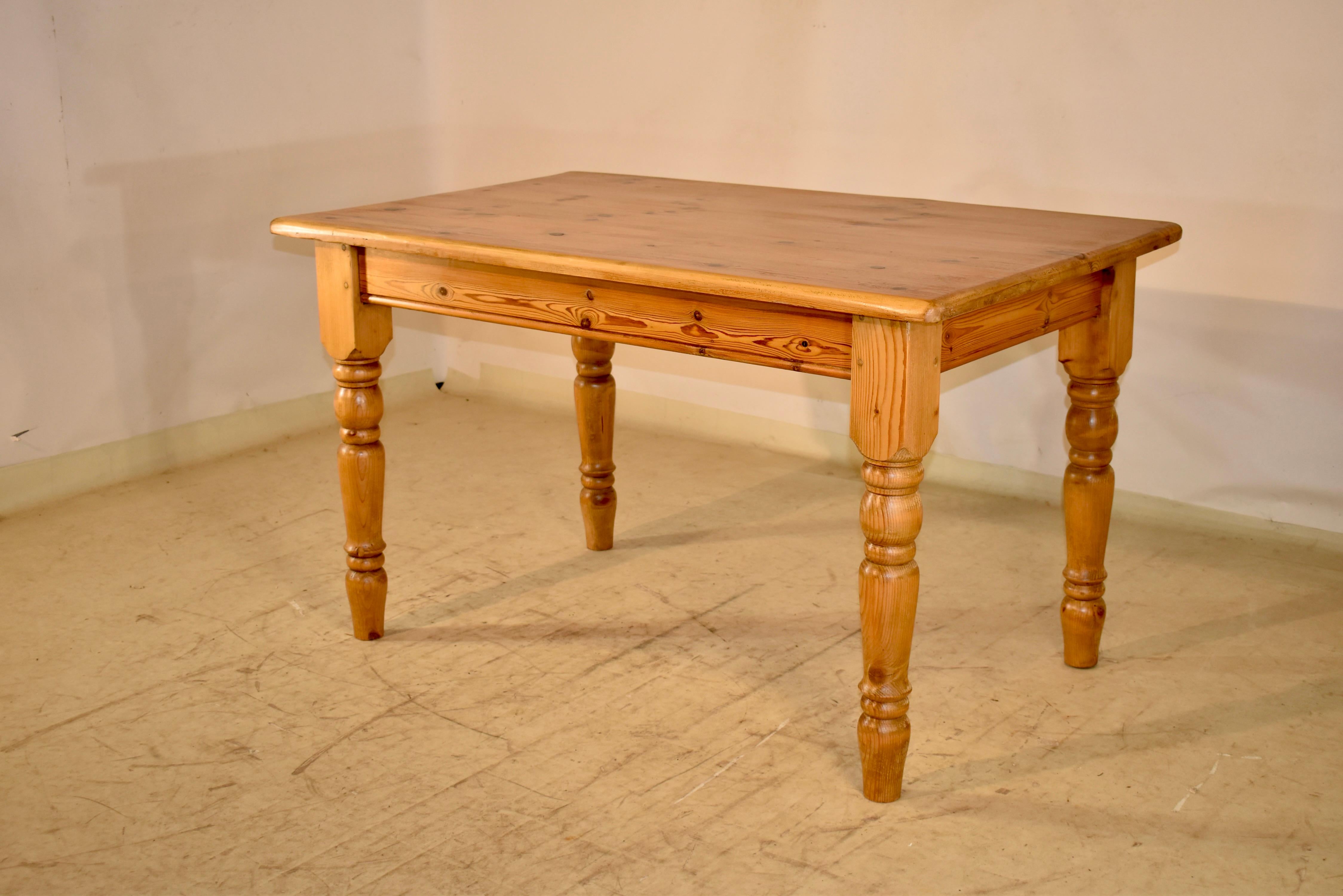 Turned 19th Century English Pine Farm Table For Sale