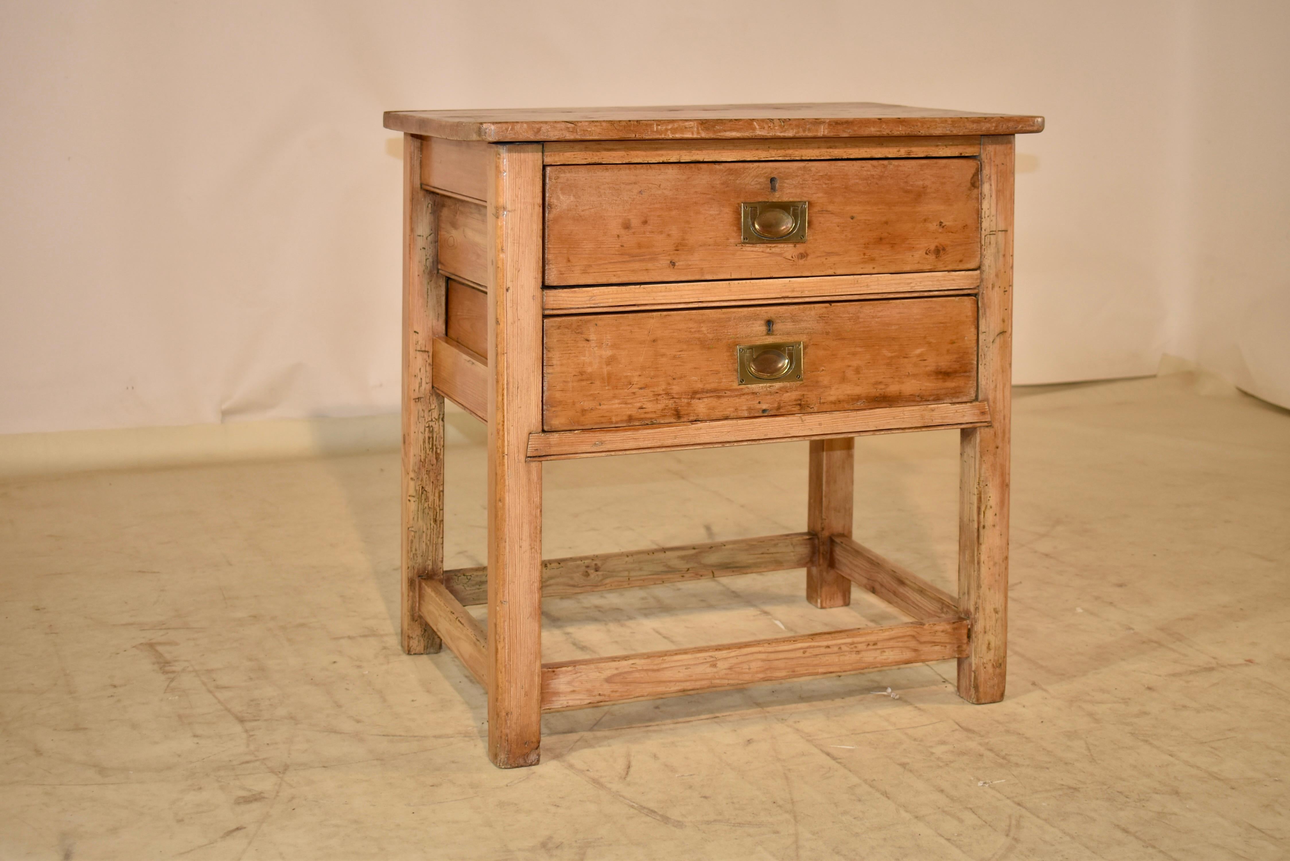 Victorian 19th Century English Pine Side Table For Sale