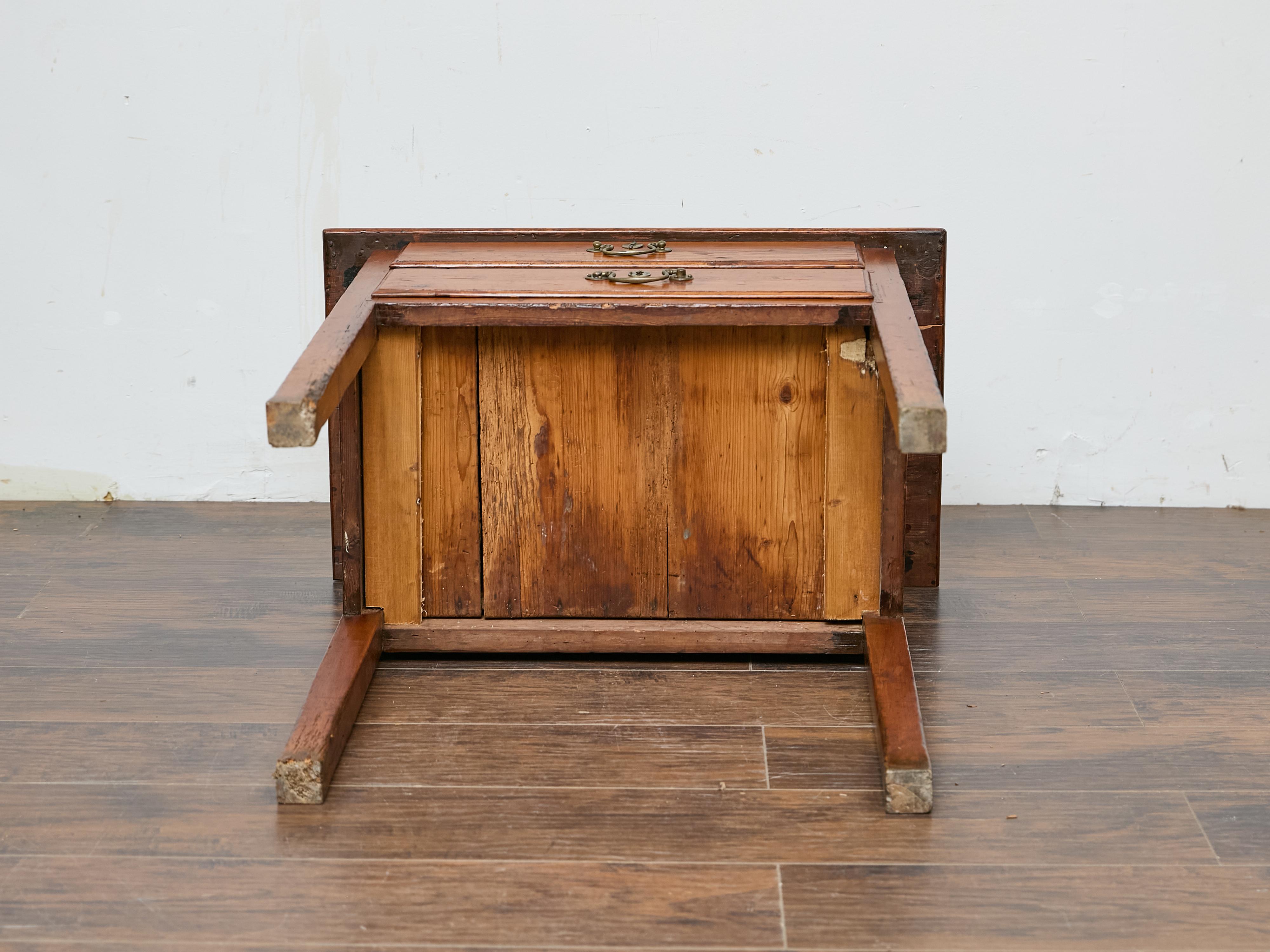 19th Century English Pine Side Table with Two Drawers and Patina For Sale 5