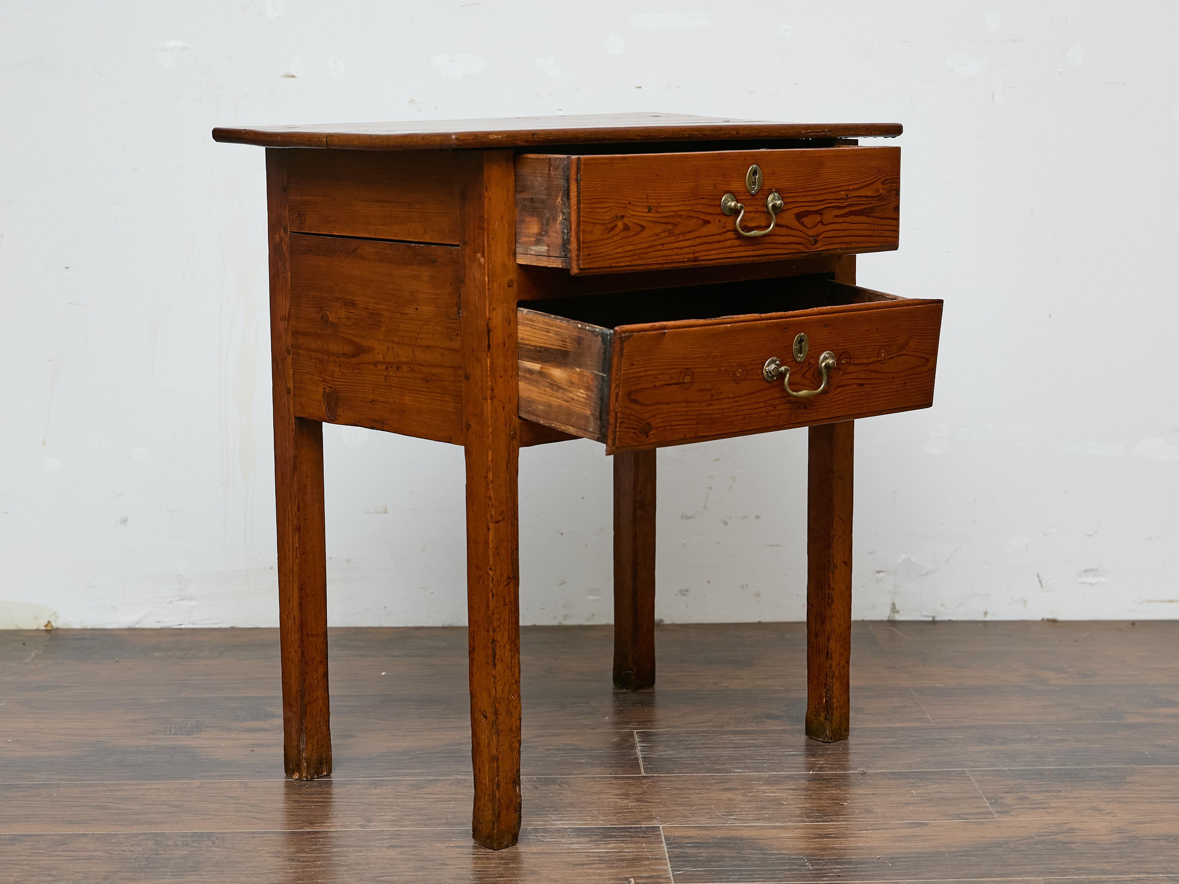 19th Century English Pine Side Table with Two Drawers and Patina In Good Condition For Sale In Atlanta, GA