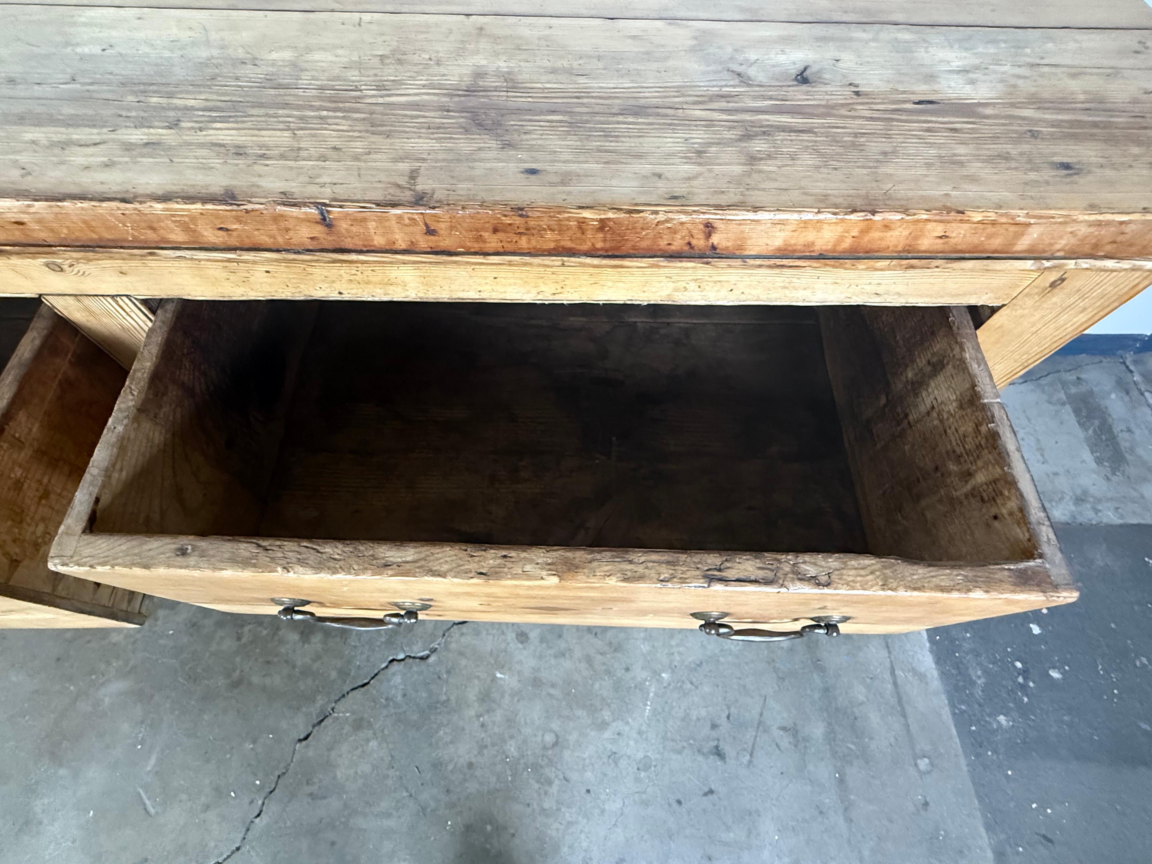 19th-century English Pine Sideboard For Sale 5