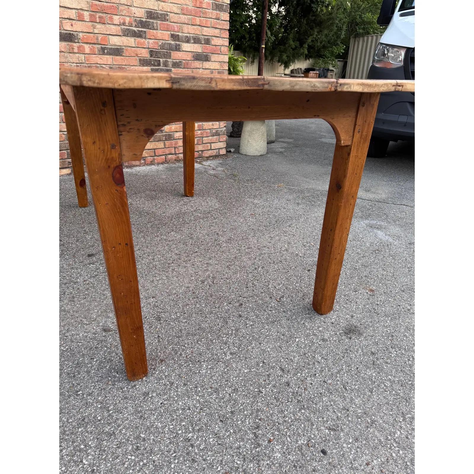 Mid-19th Century 19th Century English Pine Table For Sale