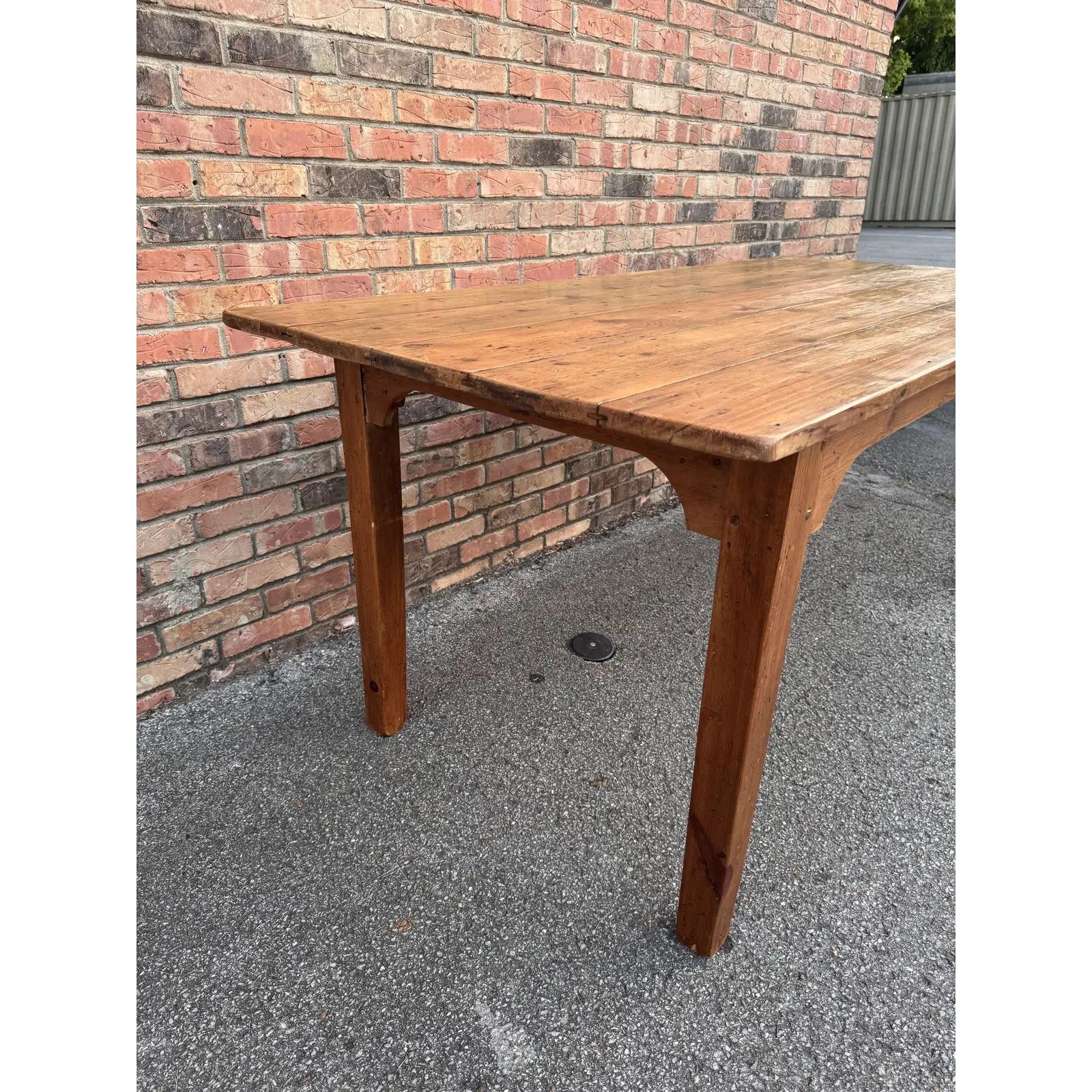 19th Century English Pine Table For Sale 2