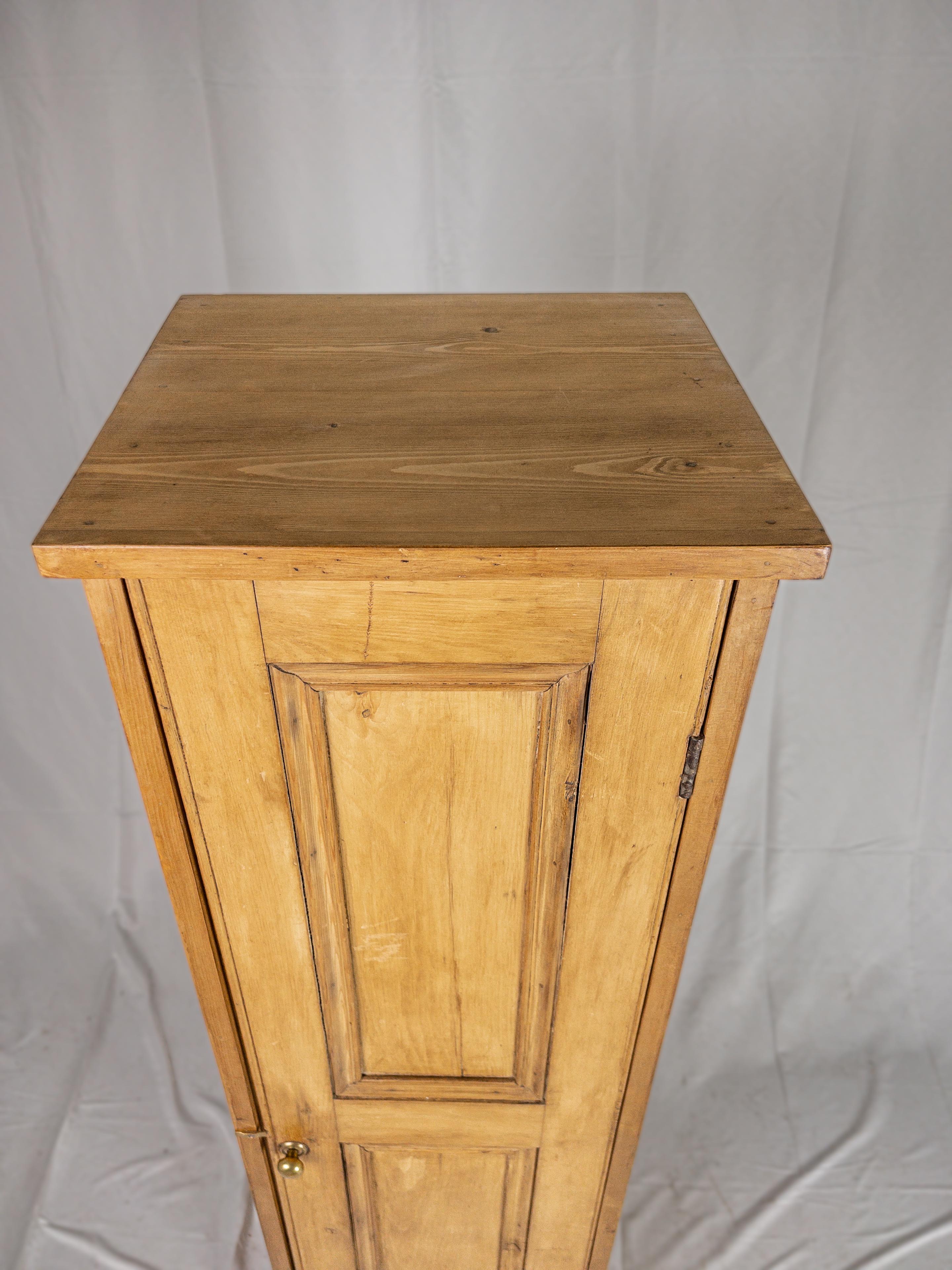 19th Century English Pine Tall For Sale at 1stDibs