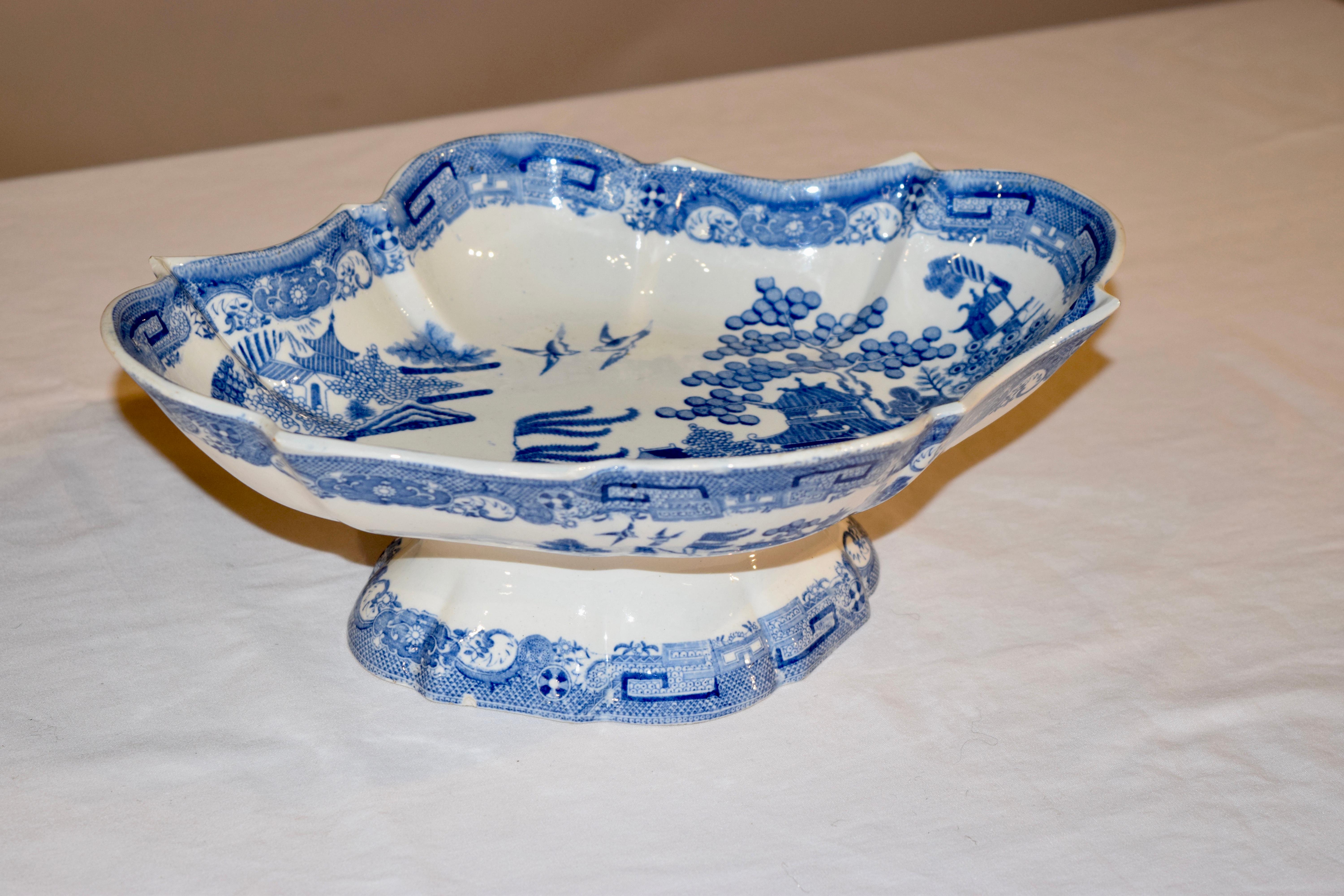 19th Century English Porcelain Footed Bowl 4