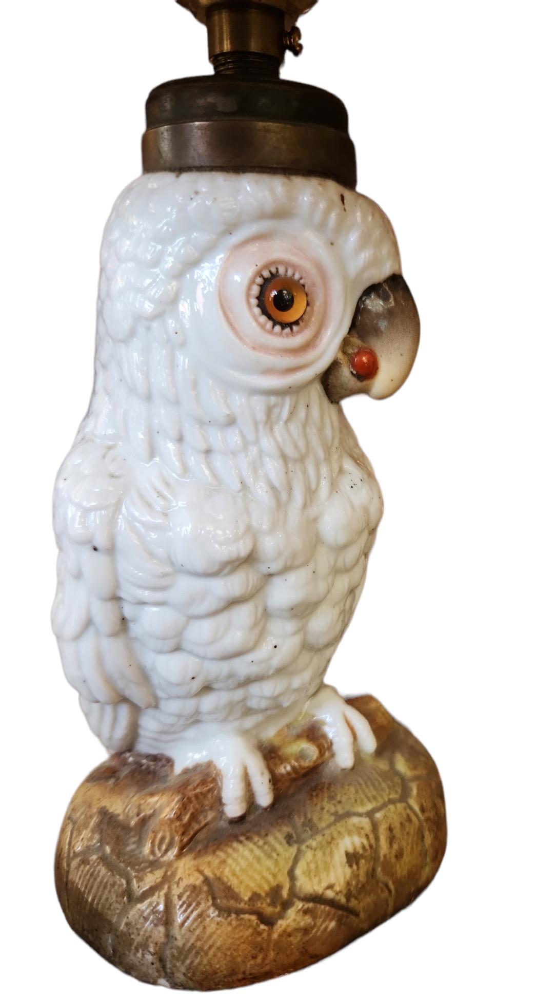 Hand-Crafted 19th Century English Porcelain Parrot Lamp For Sale