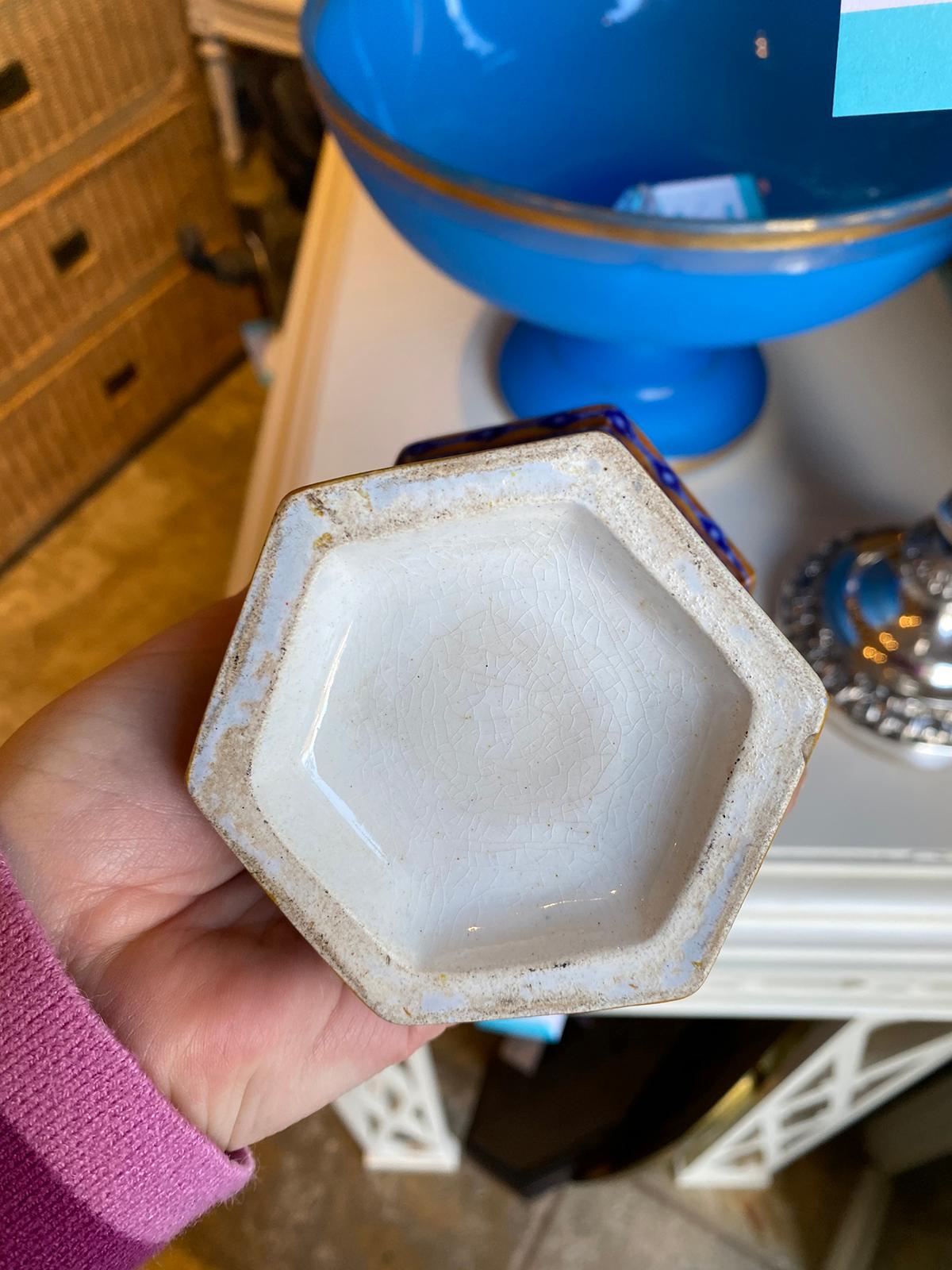 19th Century English Probably Mason's Polychrome Porcelain Hexagonal Jar For Sale 12