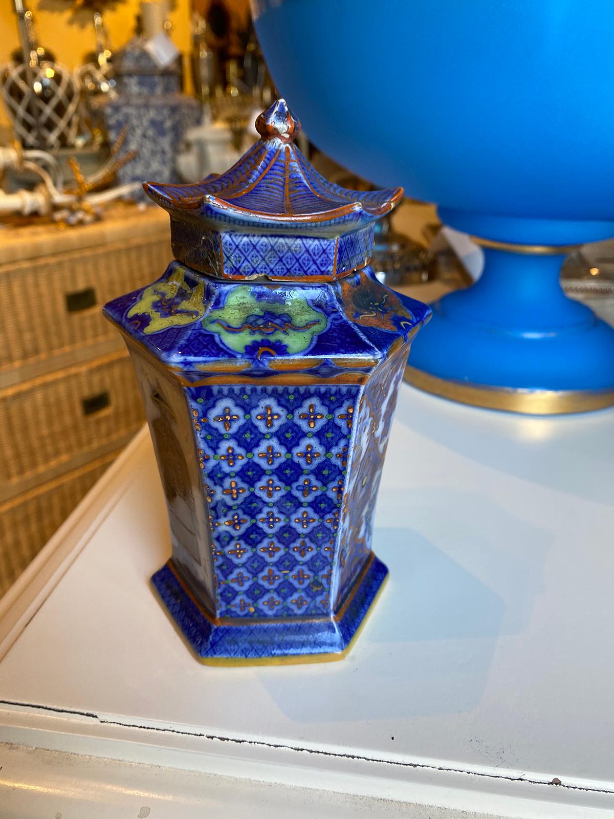 19th Century English Probably Mason's Polychrome Porcelain Hexagonal Jar For Sale 4