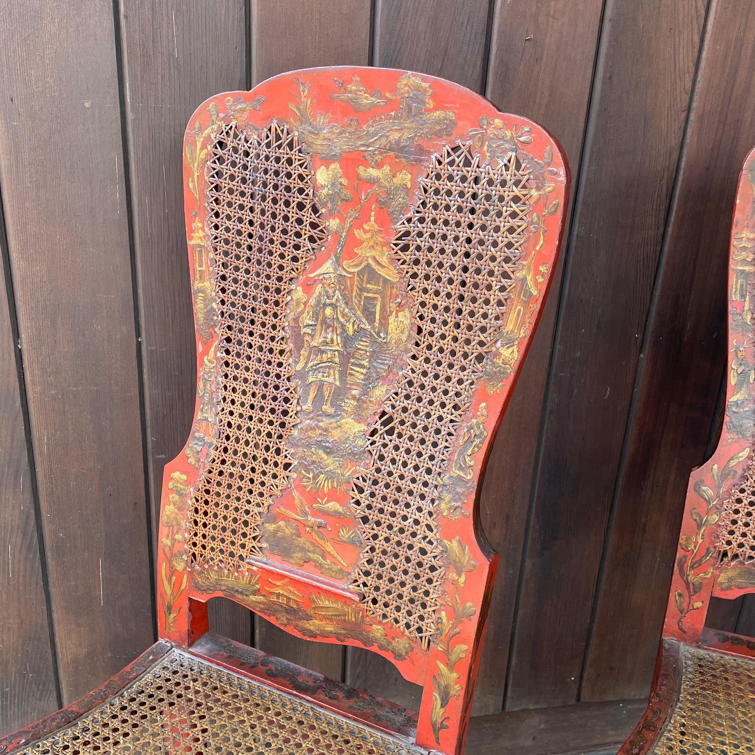 19th Century English Queen Anne Accent Chairs Red Lacquered Chinoiserie Japanned In Distressed Condition In Hyattsville, MD