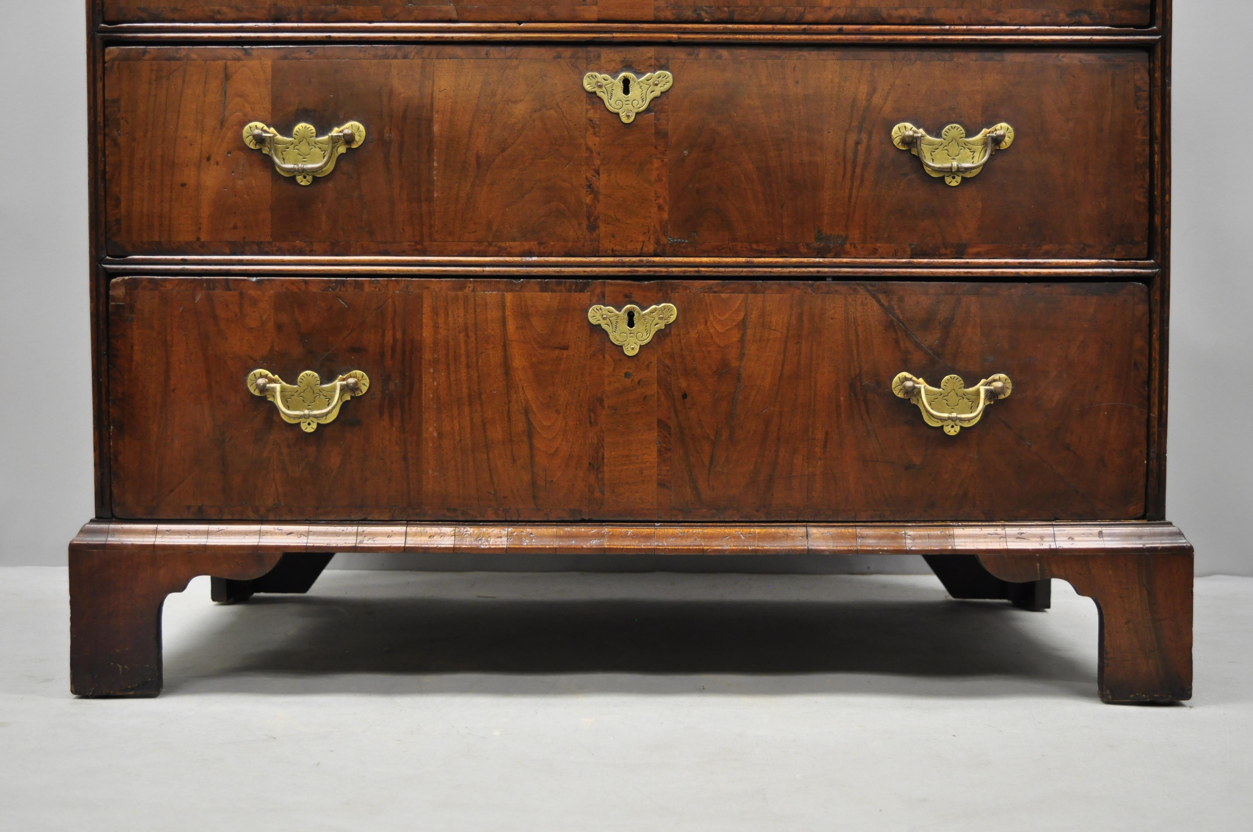 19th Century English Queen Anne Burr Walnut Inlaid 6-Drawer Chest of Drawers 3
