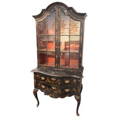 19th Century English Queen Anne Chinoiserie Cabinet