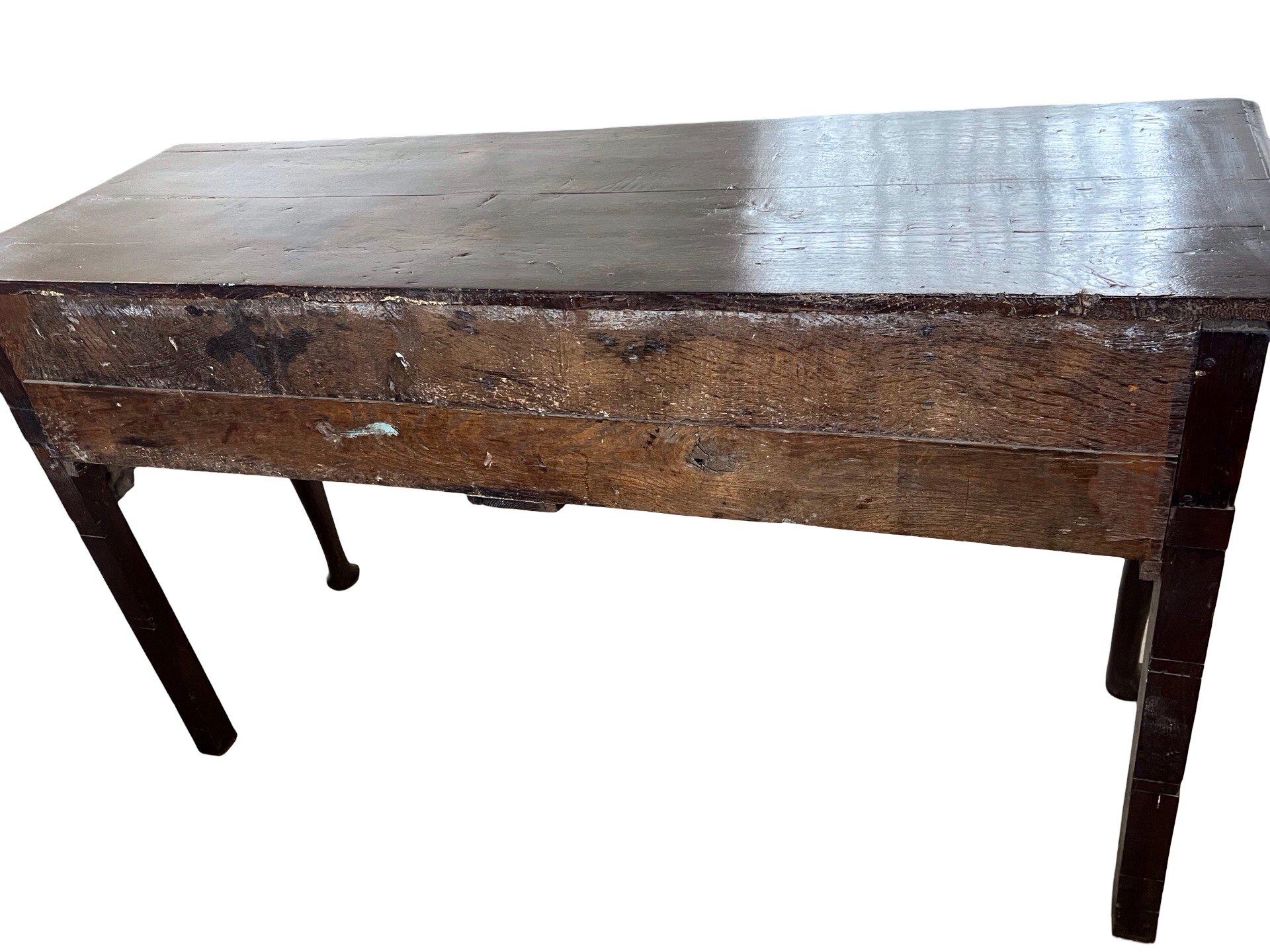 Hand-Carved 19th Century English Queen Anne Oak Console Table For Sale