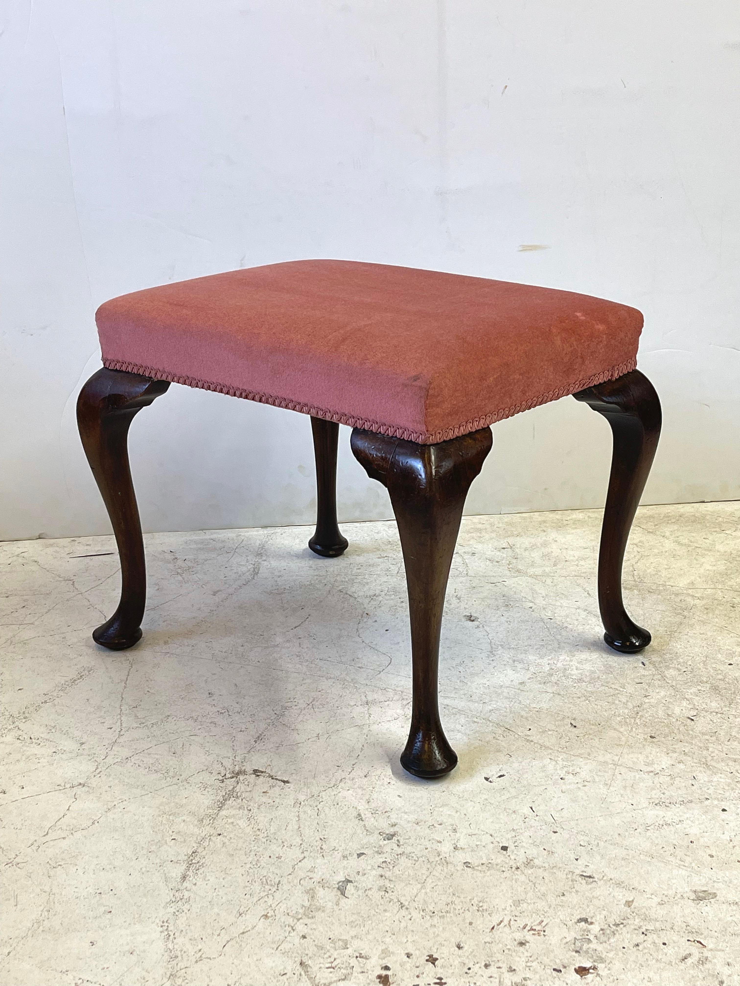 19th Century English Queen Anne Stool of Mahogany 2