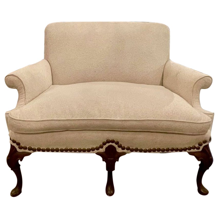 19th Century English Queen Anne Walnut Settee For Sale