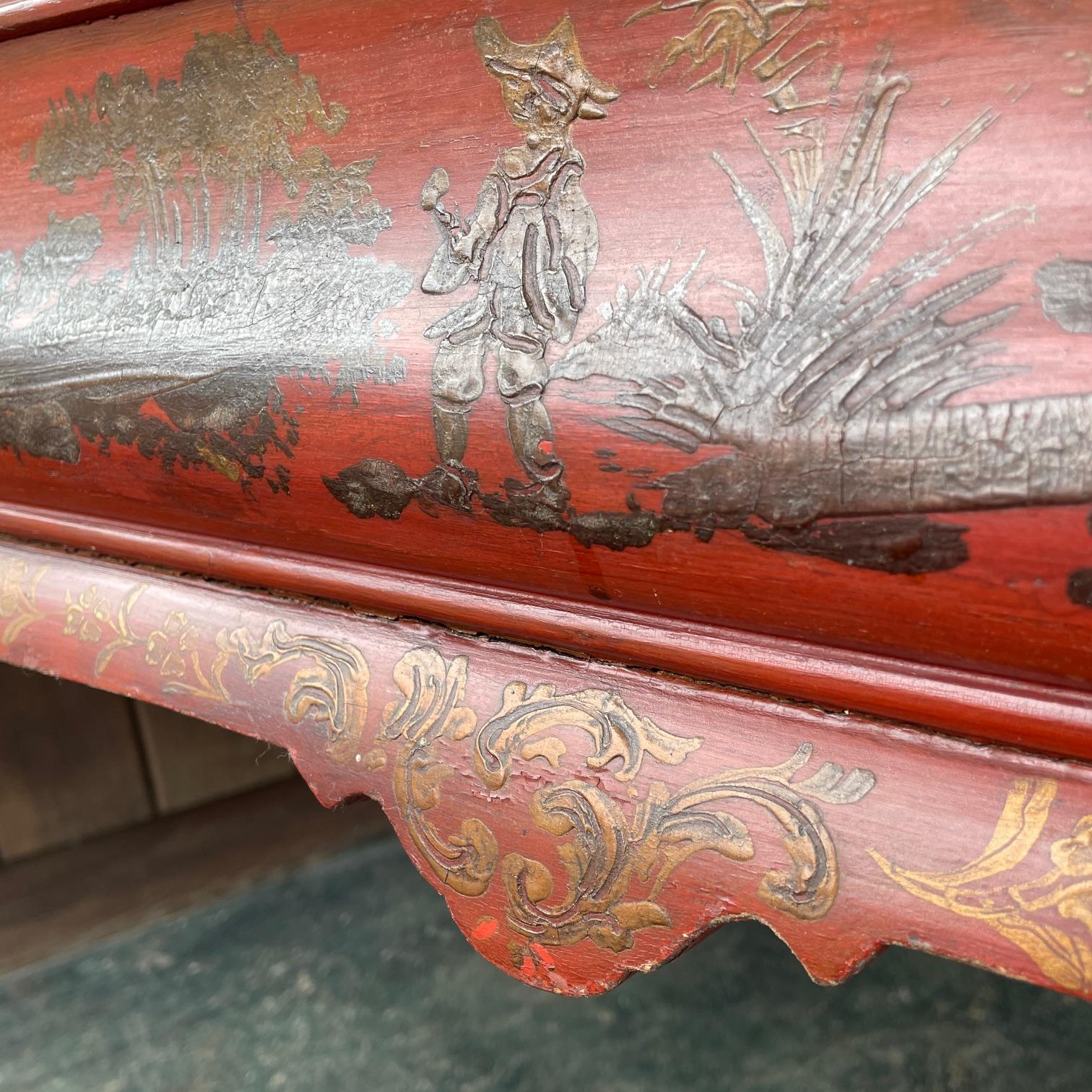 19th Century English Queen Anne Writing Desk Red Lacquered Chinoiserie Japanned For Sale 5