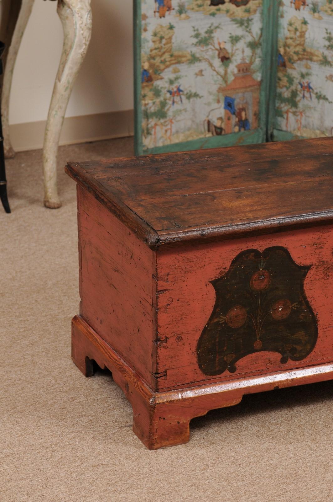  19th Century English Red Painted Pine Trunk For Sale 1