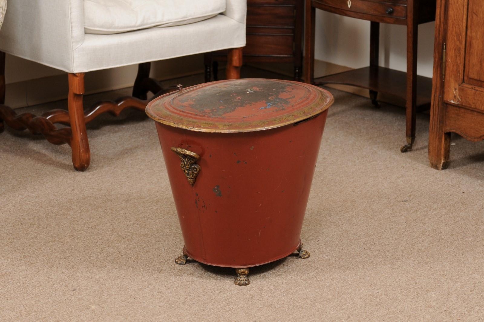 19th Century English Red Painted Tole Coal Hod with Floral Decoration For Sale 3