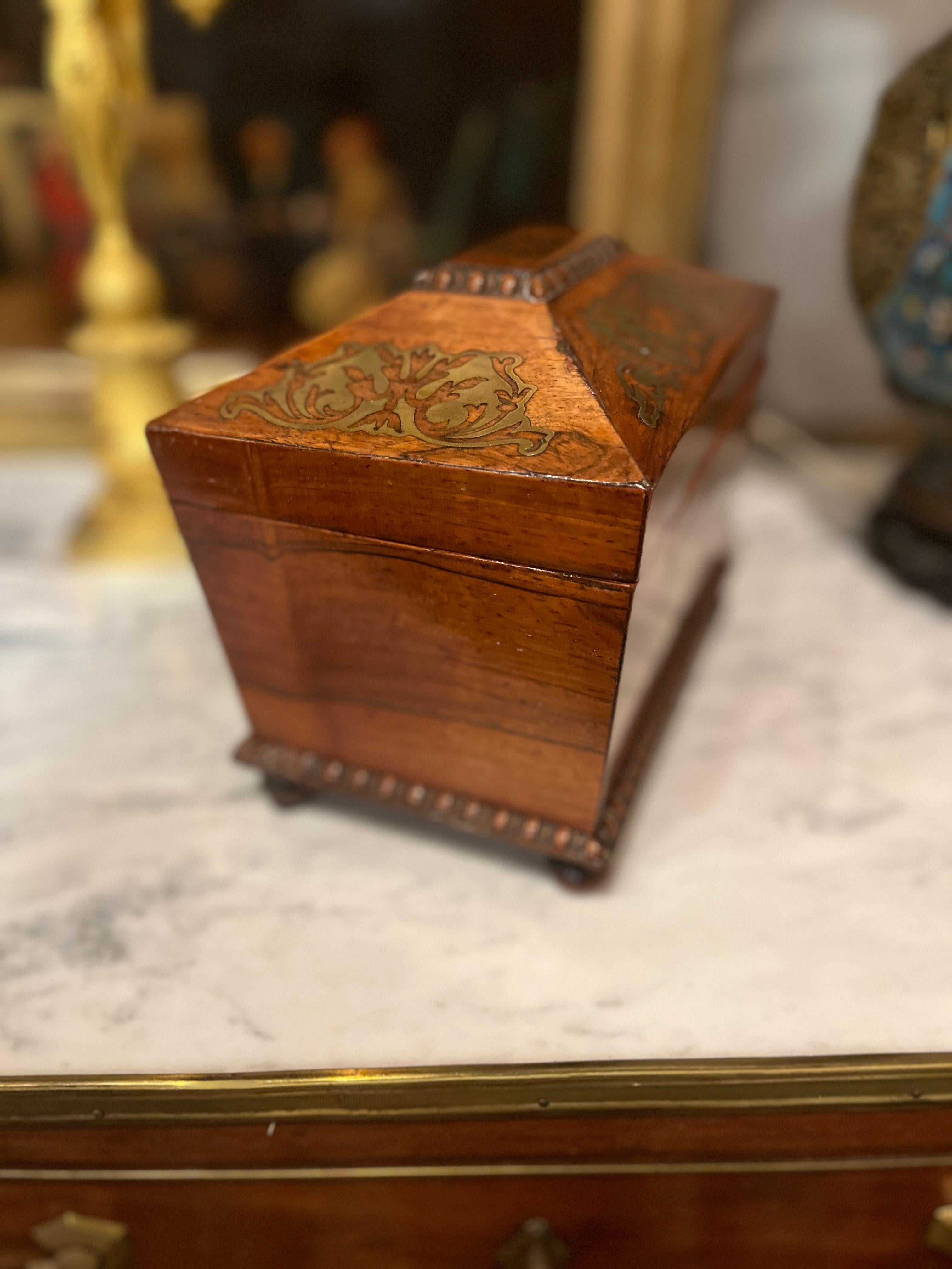 Britannico Porta tè Boulle della Reggenza inglese del XIX secolo in vendita