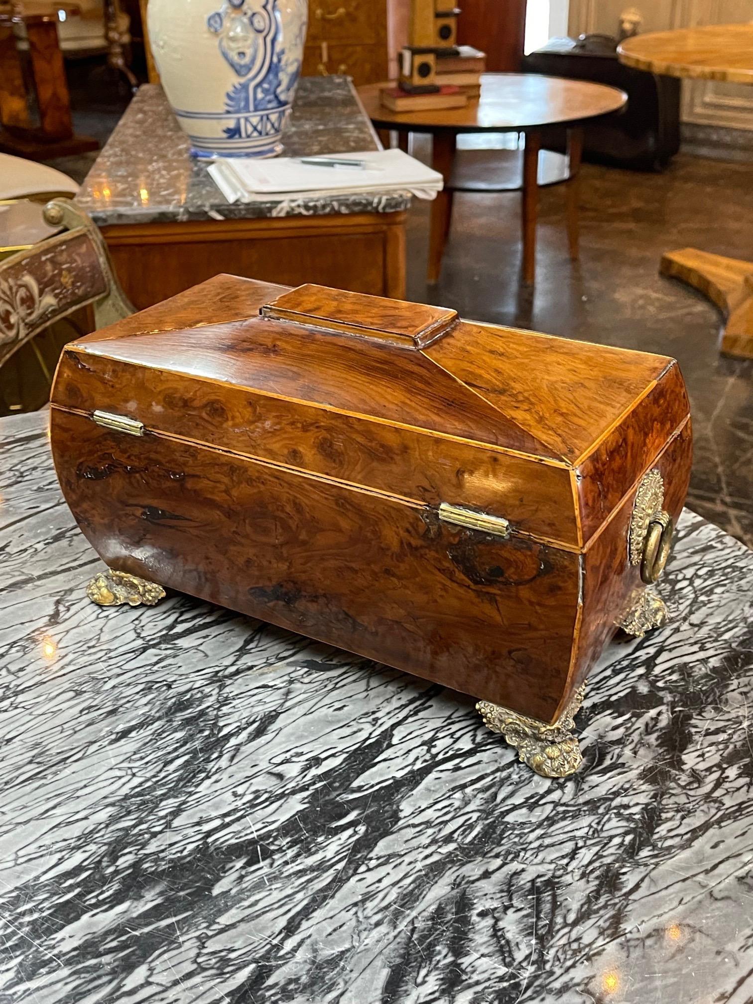 19th Century English Regency Burl Walnut Tea Caddy For Sale 3