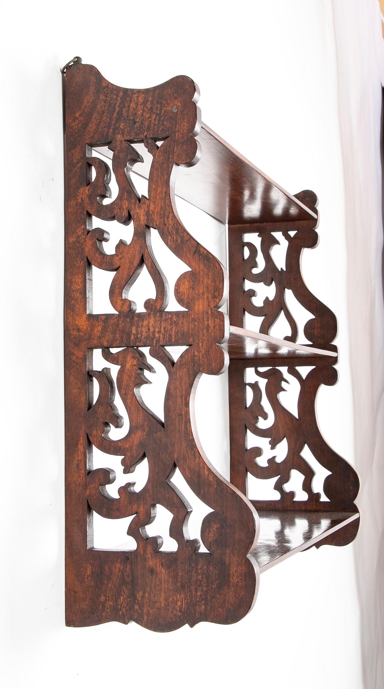 19th Century English Regency Carved Mahogany Hanging Shelf For Sale 1