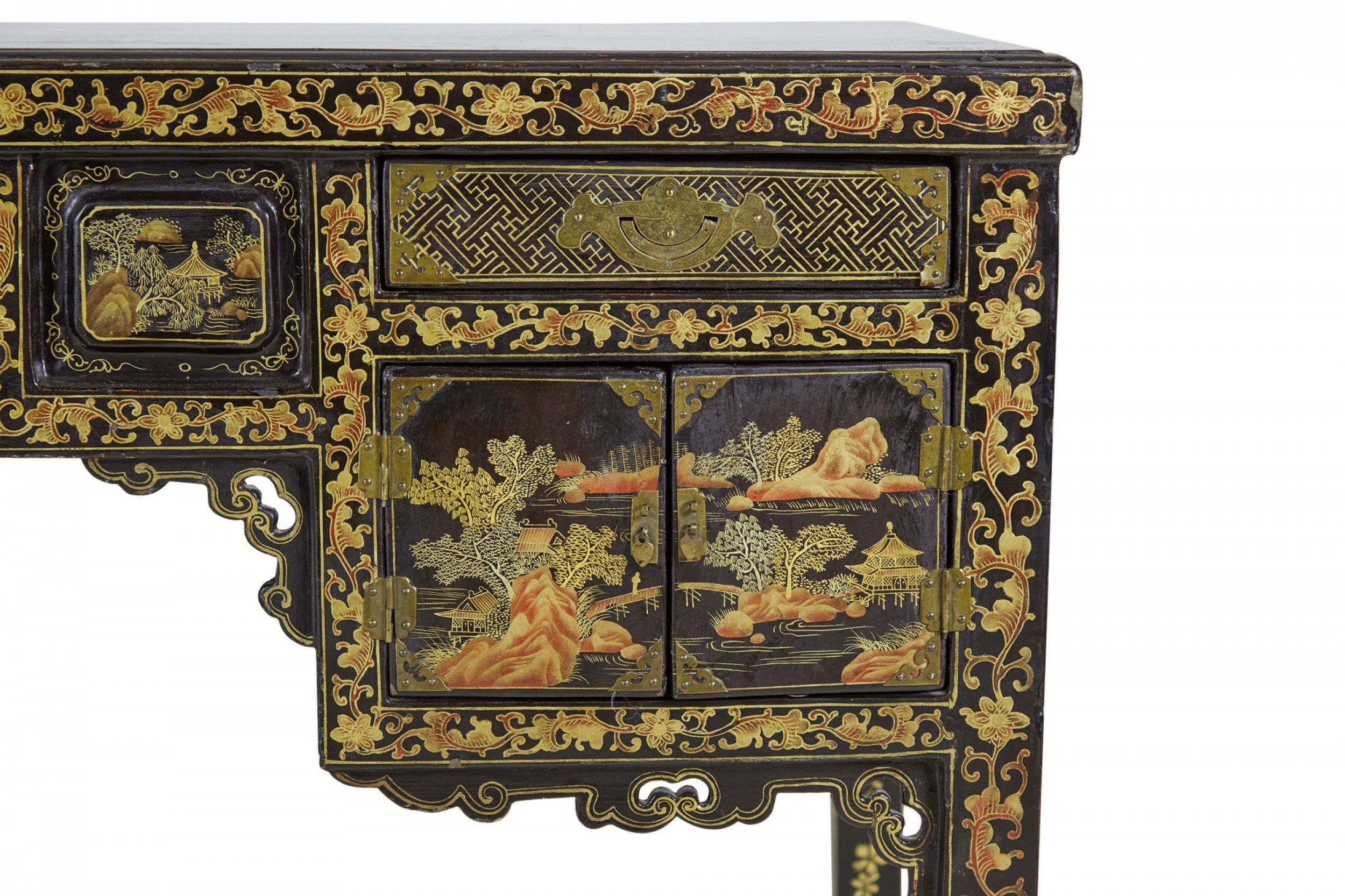 19th Century English Regency Chinese Export Gilt Black Lacquer Desk For Sale 8