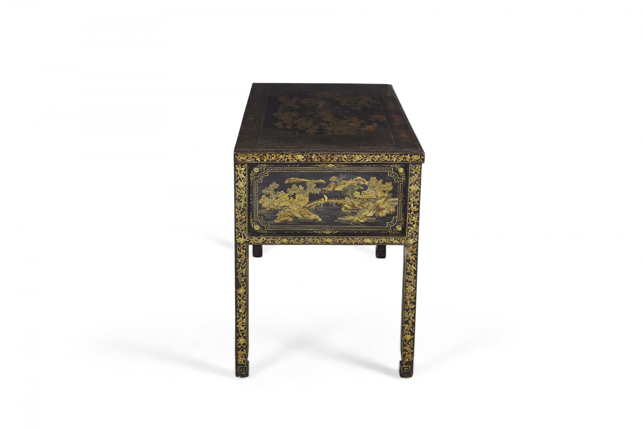 19th Century English Regency Chinese Export Gilt Black Lacquer Desk For Sale 3