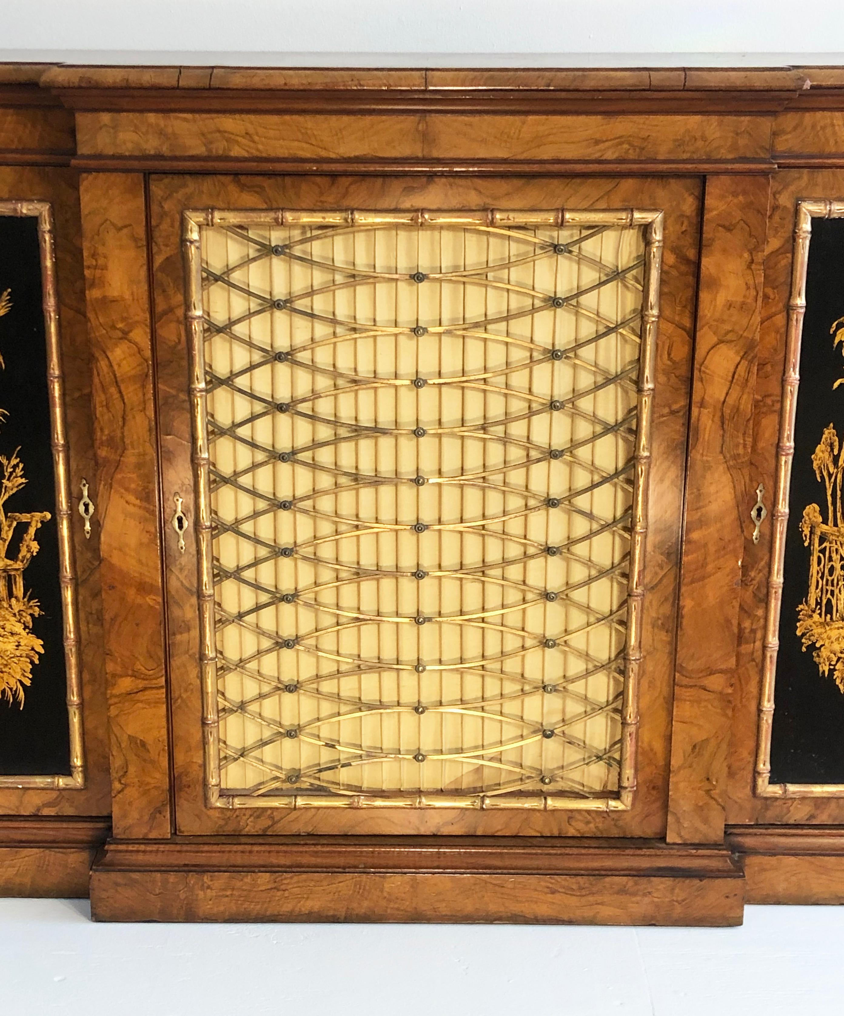 Gilt 19th Century English Regency Chinoiserie Credenza/Console