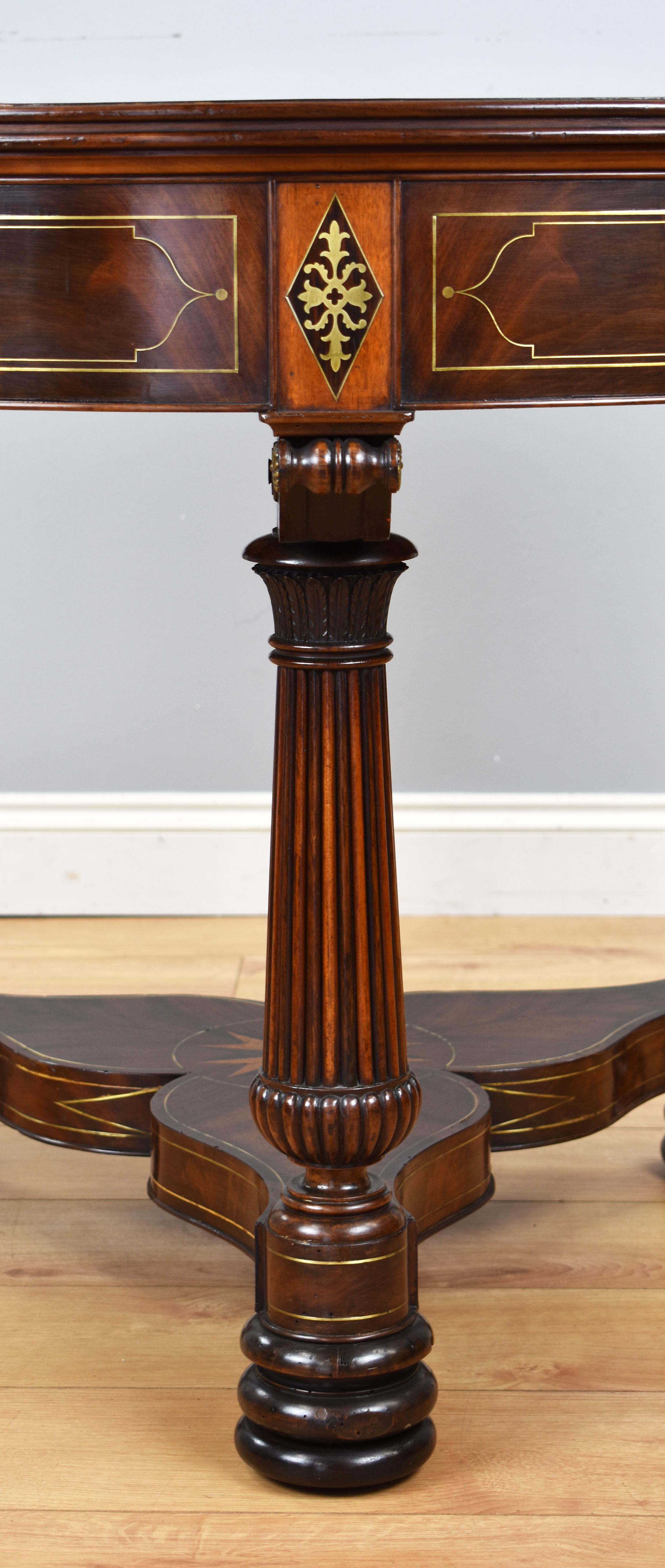 19th Century English Regency Flame Mahogany Brass Inlaid Drum Table For Sale 1
