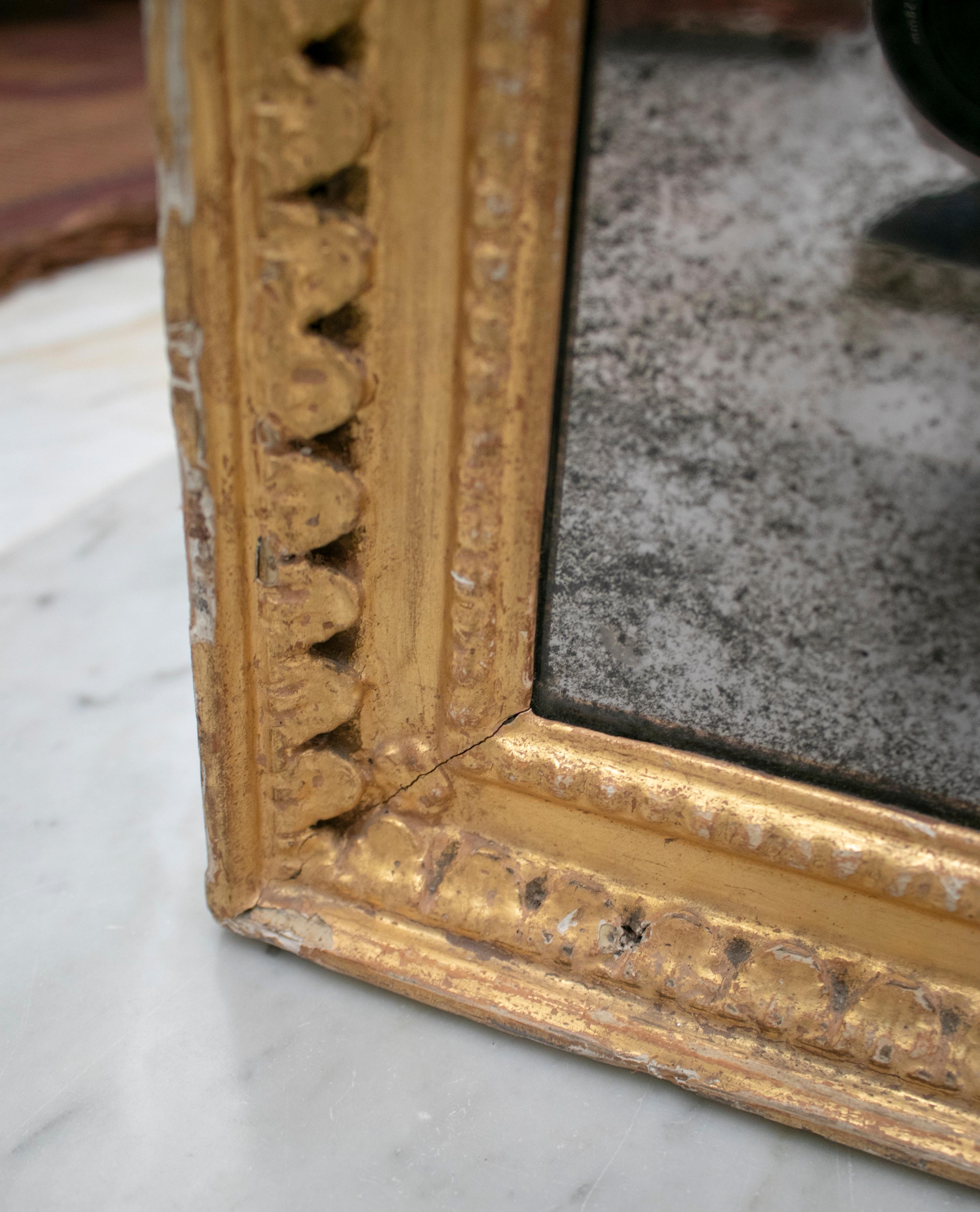 18th Century and Earlier 19th Century English Regency Gilt Neoclassical Mirror For Sale
