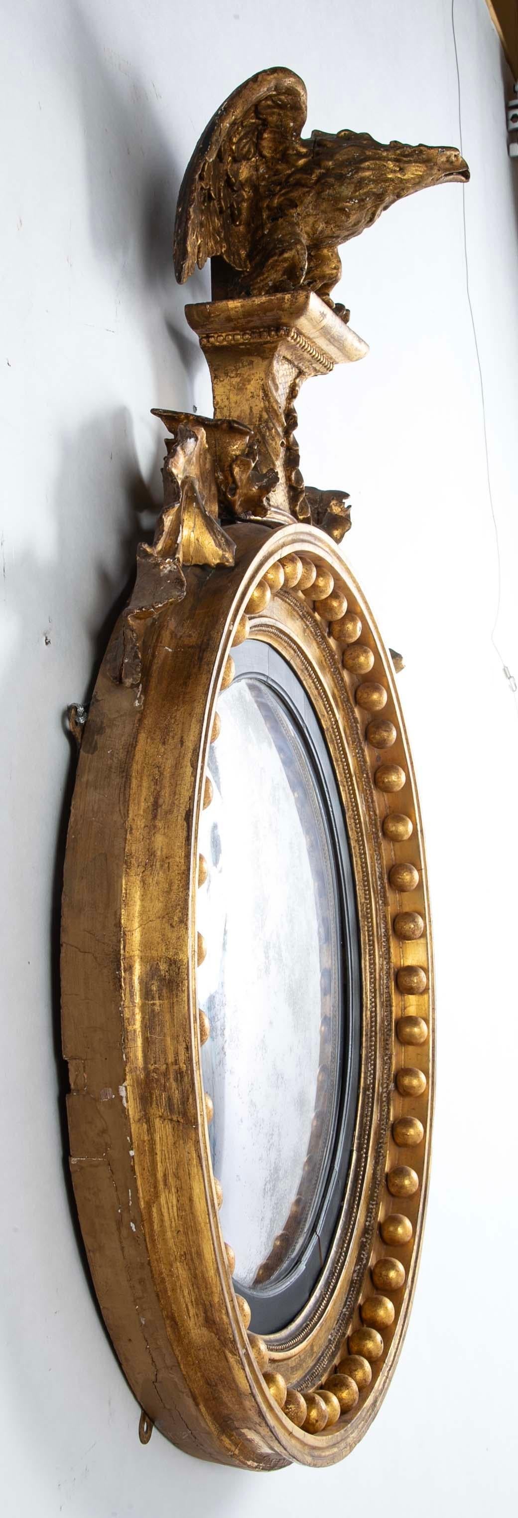 19th Century English Regency Gilt Wood Convex Mirror with Carved Eagle For Sale 2
