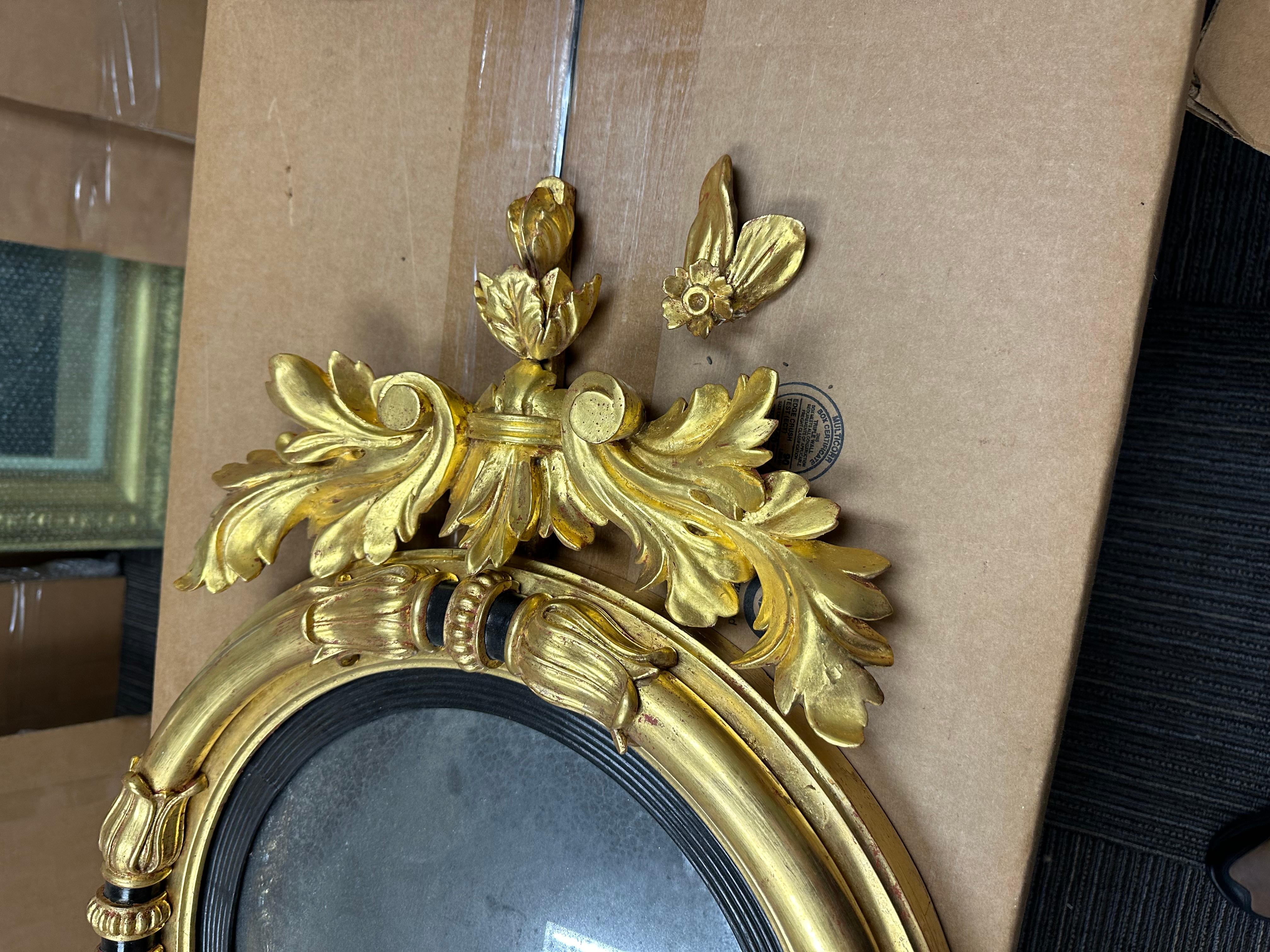 19th Century English Regency Giltwood Convex Mirror For Sale 8