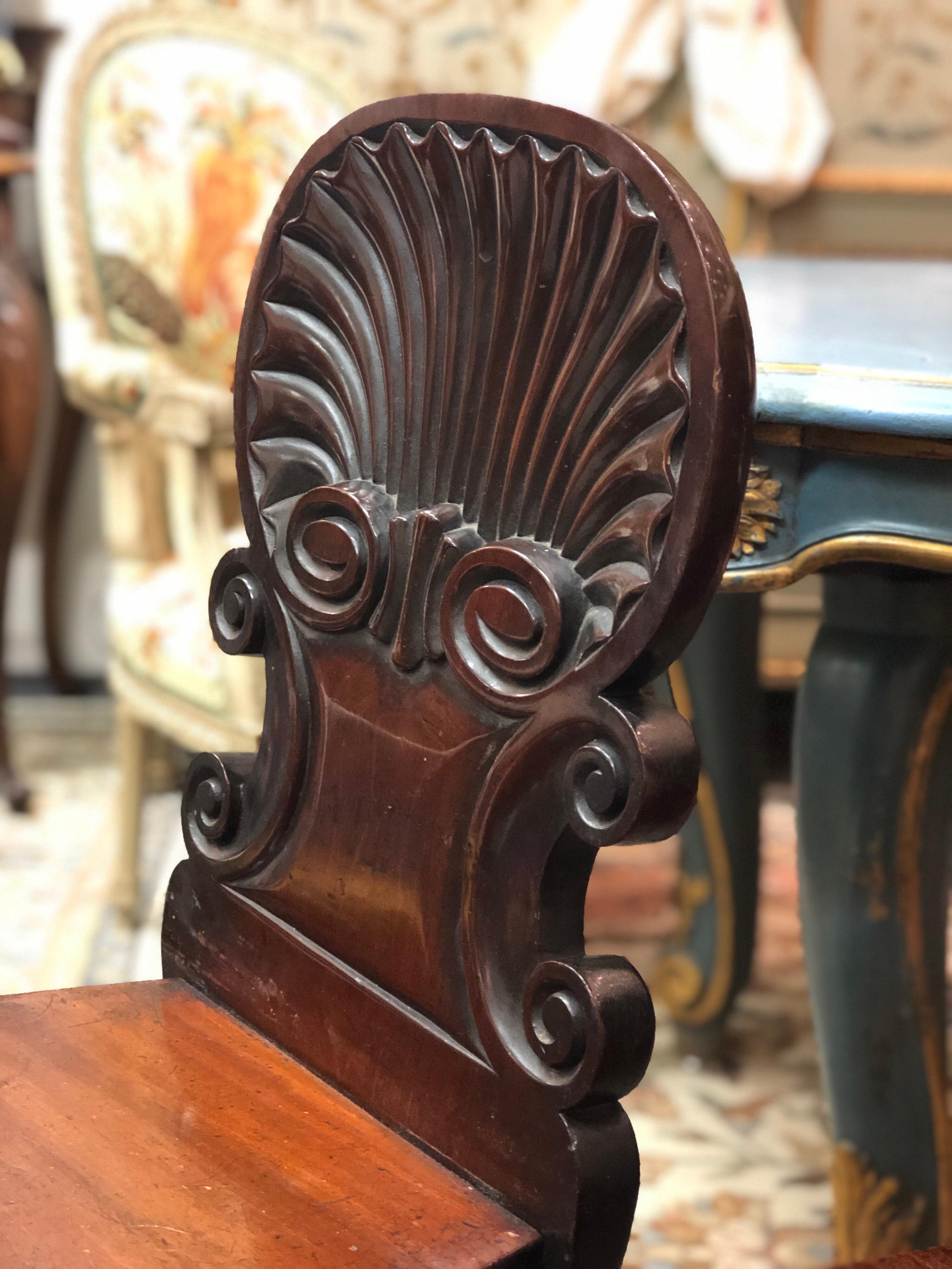 19th Century English Regency Hand Carved Mahogany Hall Chairs In Good Condition For Sale In Sofia, BG