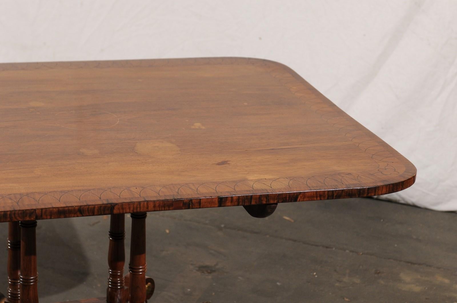 Wood 19th Century English Regency Inlaid Rosewood Breakfast Table, circa 1810