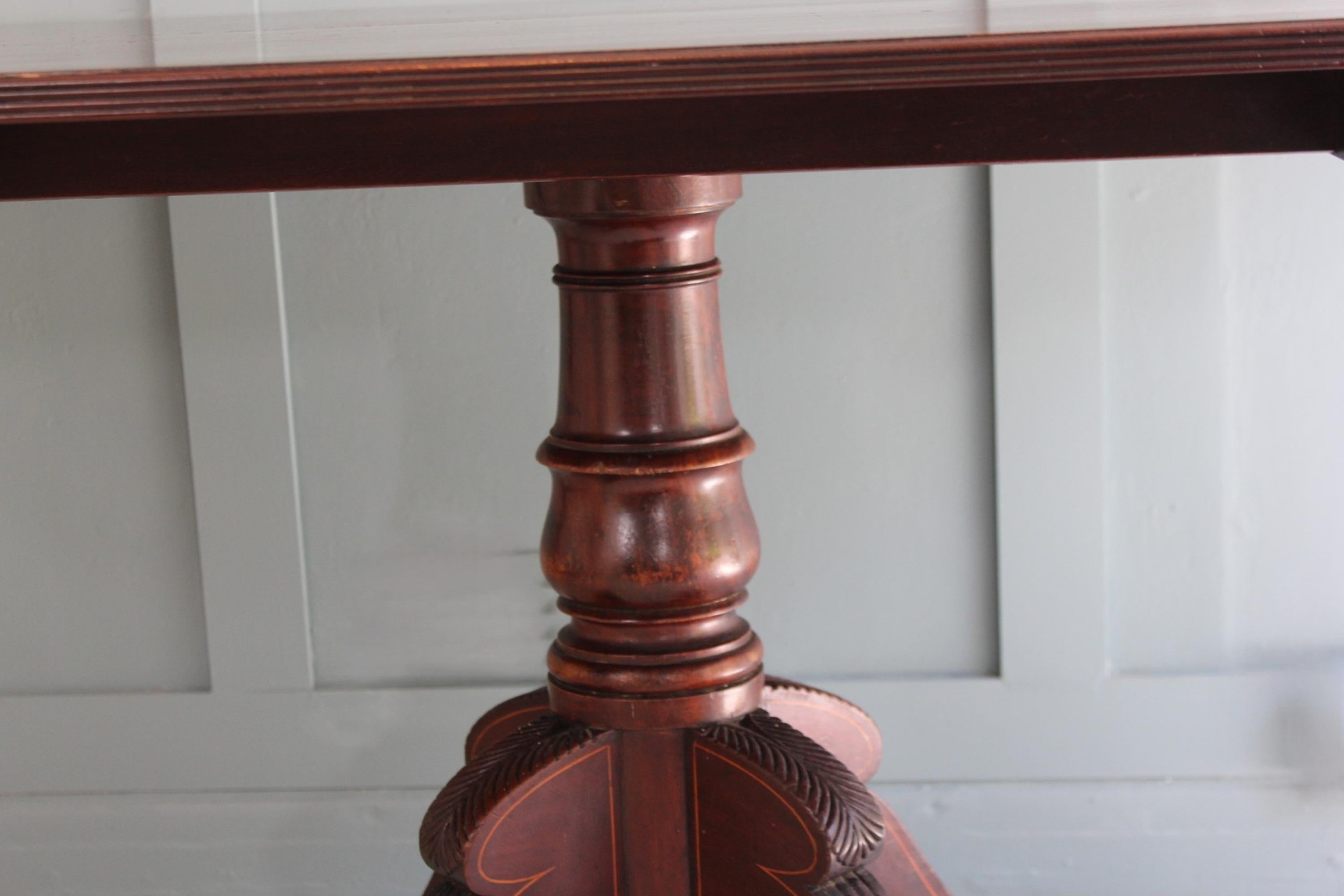 Table de salle à manger Regency anglaise du 19ème siècle Bon état - En vente à Seaford, GB