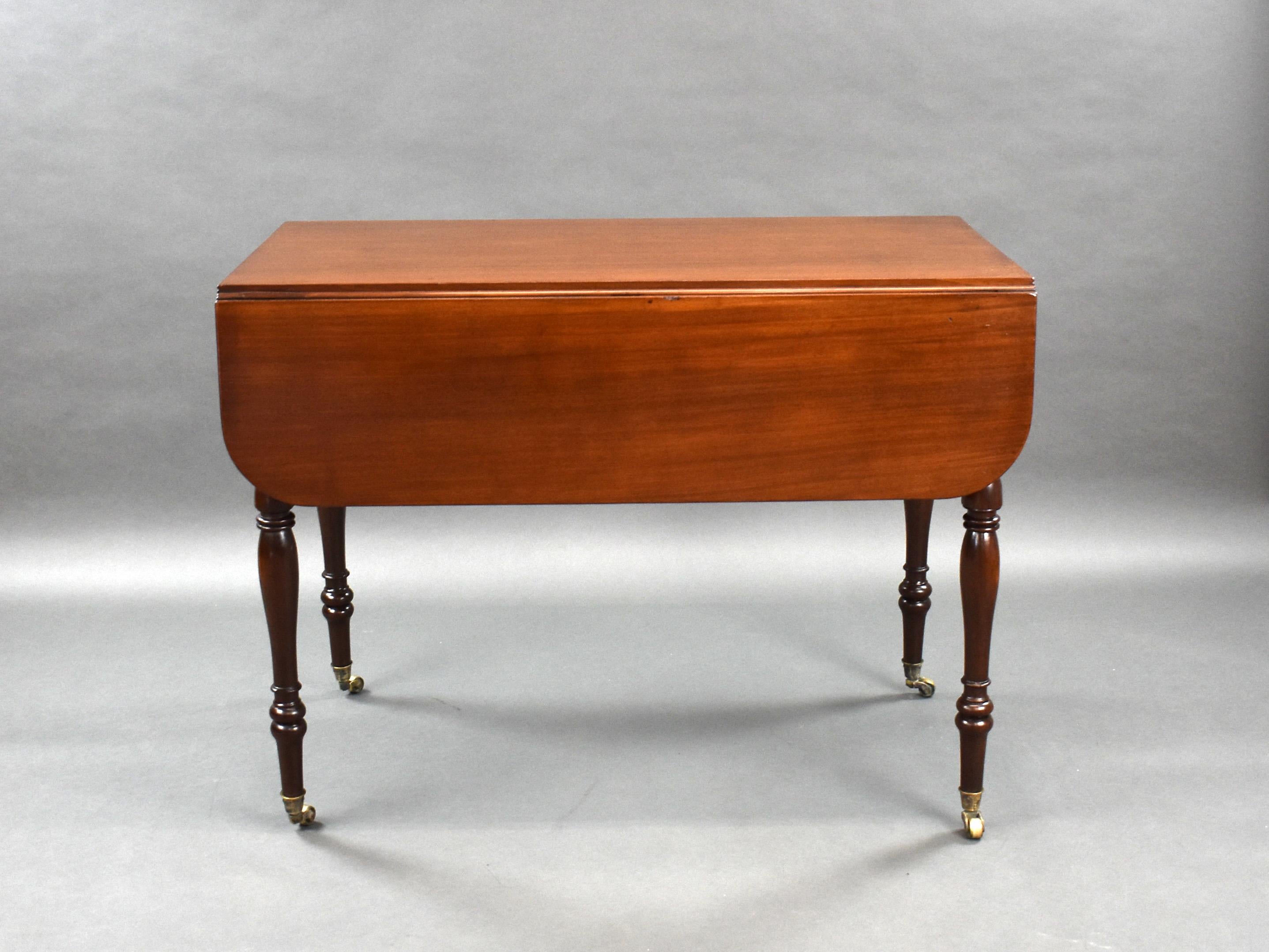 19th Century English Regency Mahogany Drop Leaf Pembroke Table For Sale 1