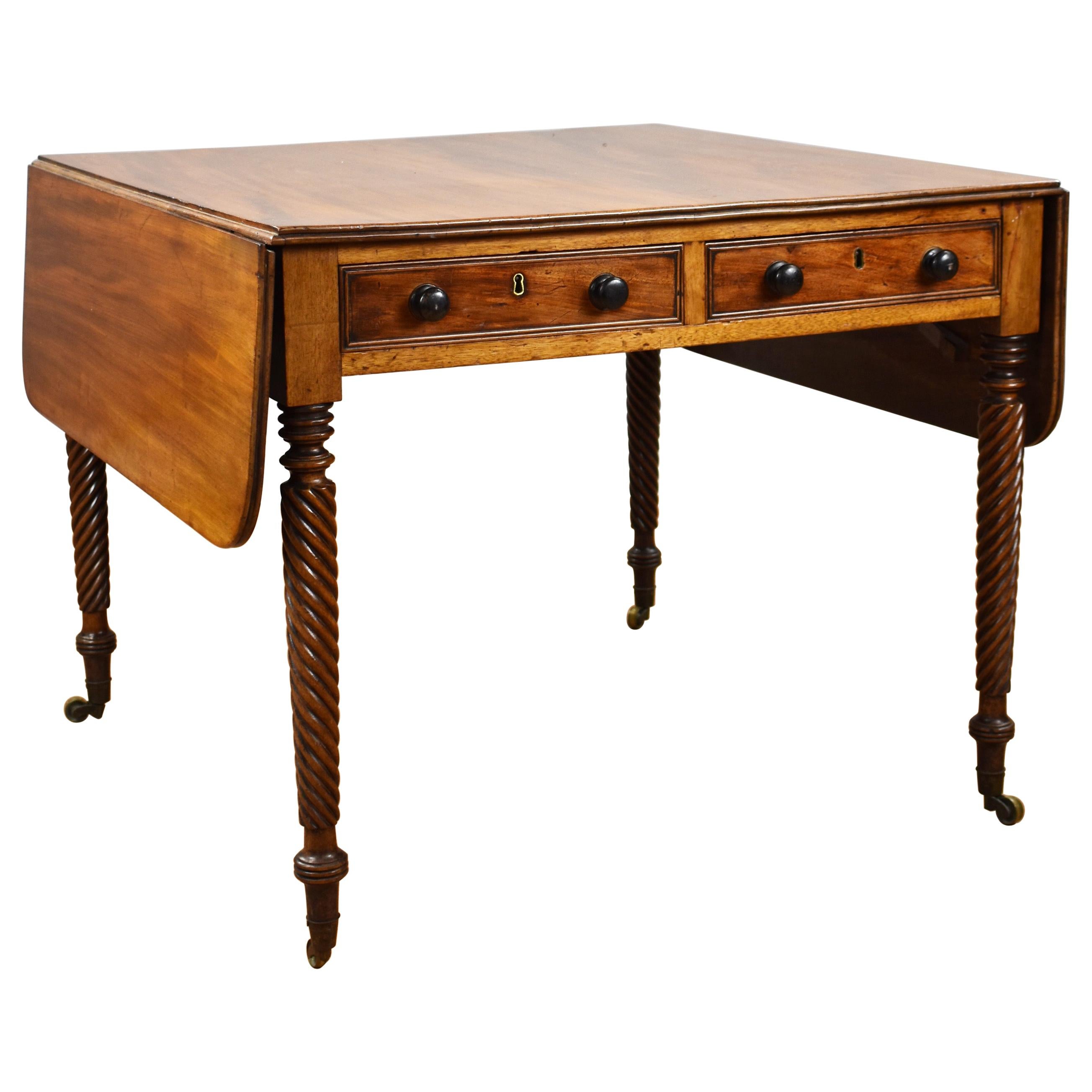 19th Century English Regency Mahogany Drop-Leaf Table For Sale
