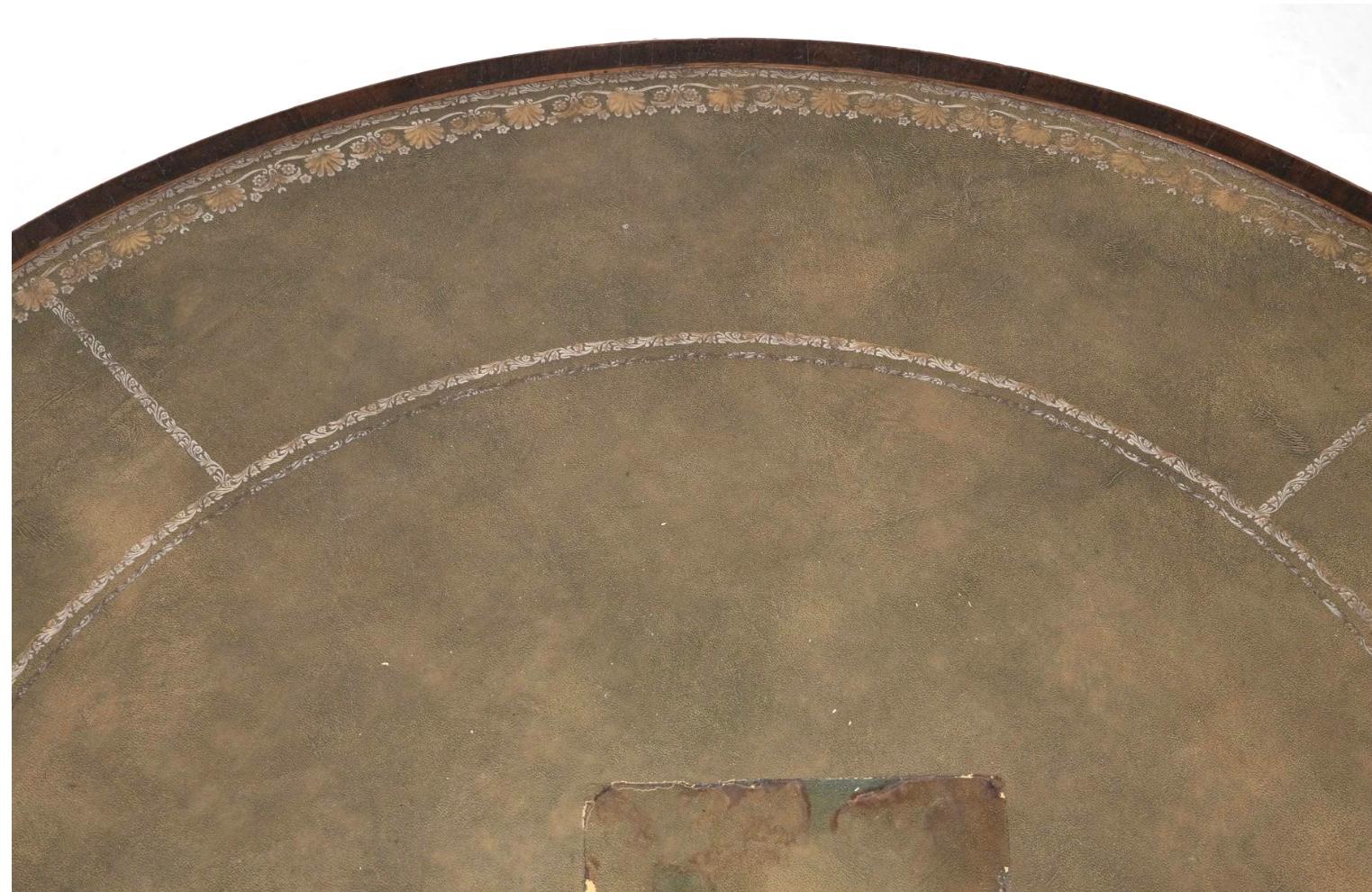 19th Century English Regency Mahogany Drum Table In Fair Condition For Sale In Bradenton, FL
