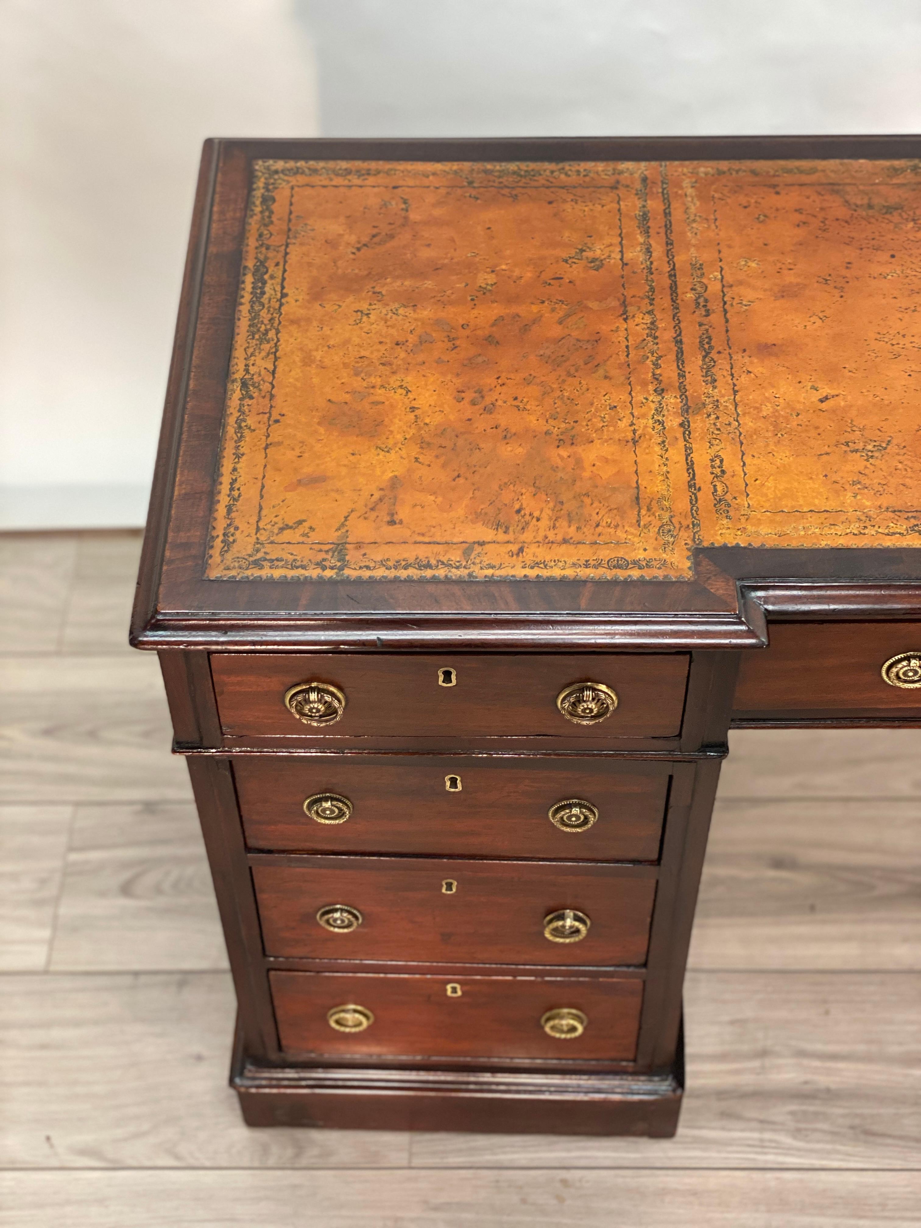 19th Century English Regency Mahogany Knee Hole Pedestal Desk 6