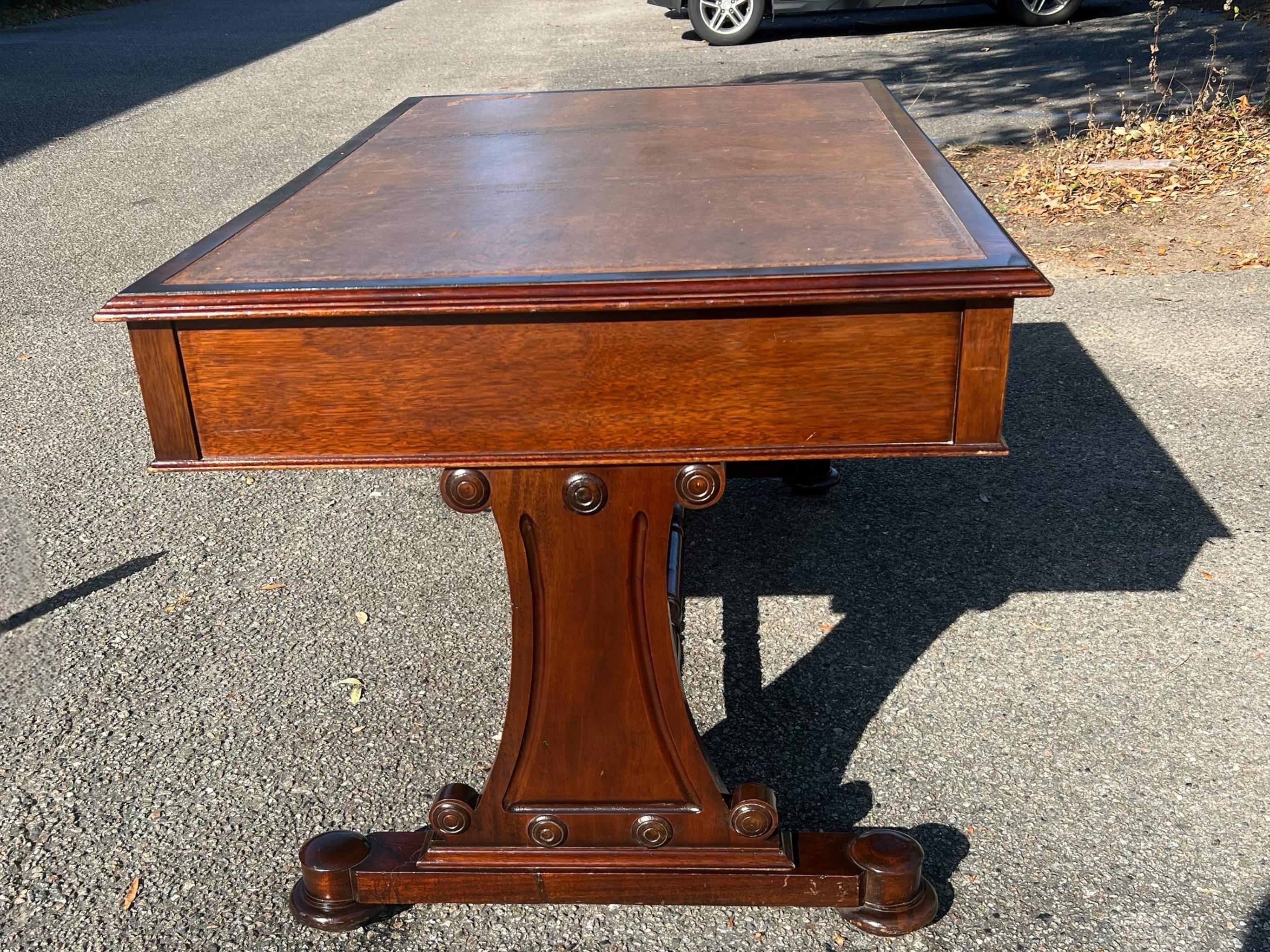 19th Century English Regency Mahogany Leather Top Writing Desk For Sale 7