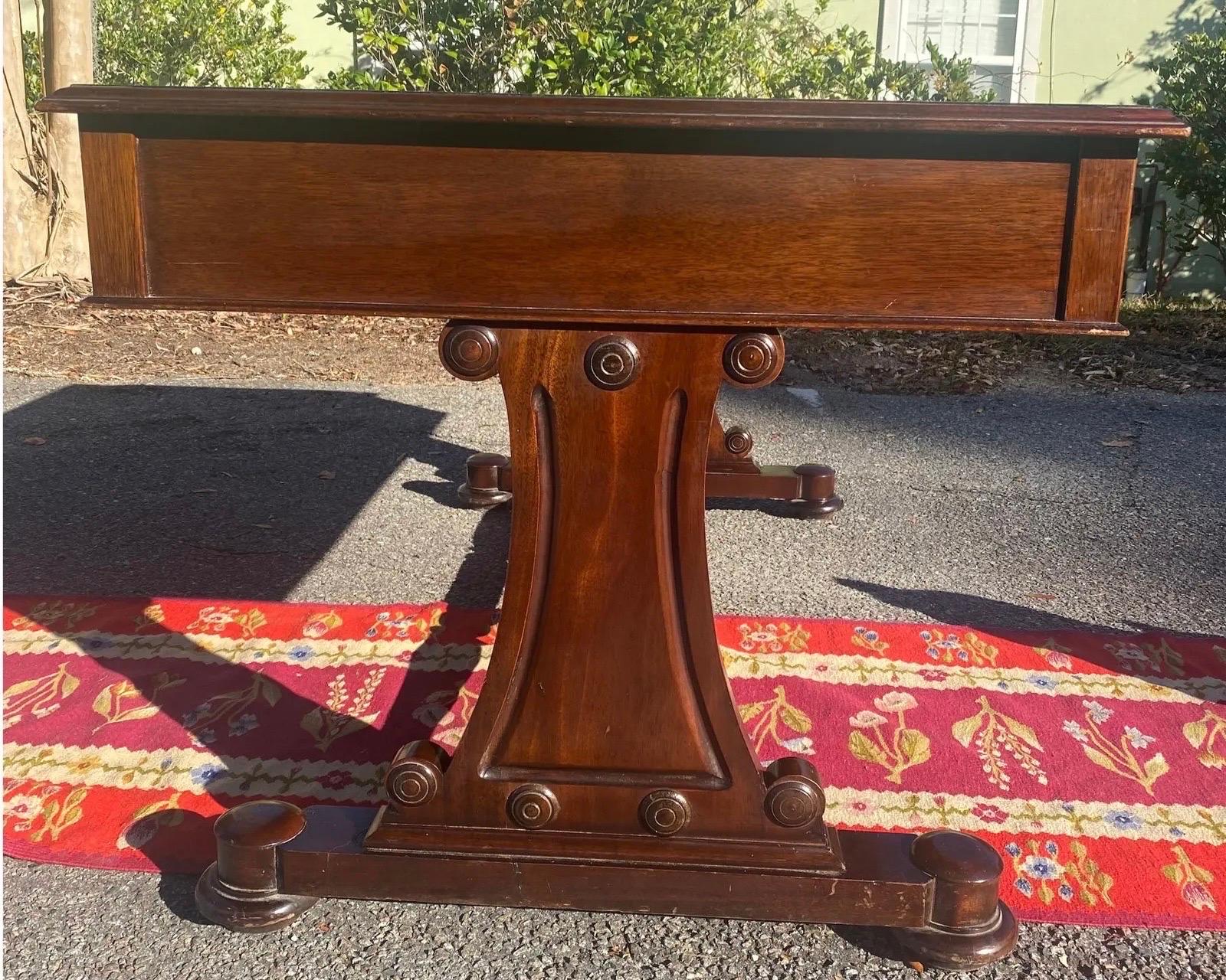 19th Century English Regency Mahogany Leather Top Writing Desk For Sale 2