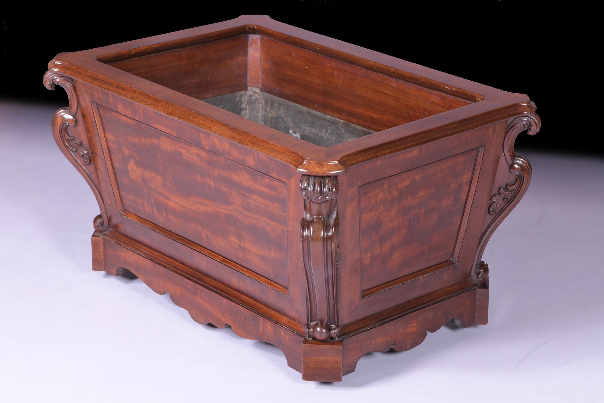 19th Century English Regency Mahogany Open Cellarette Attributed to Gillows For Sale 2