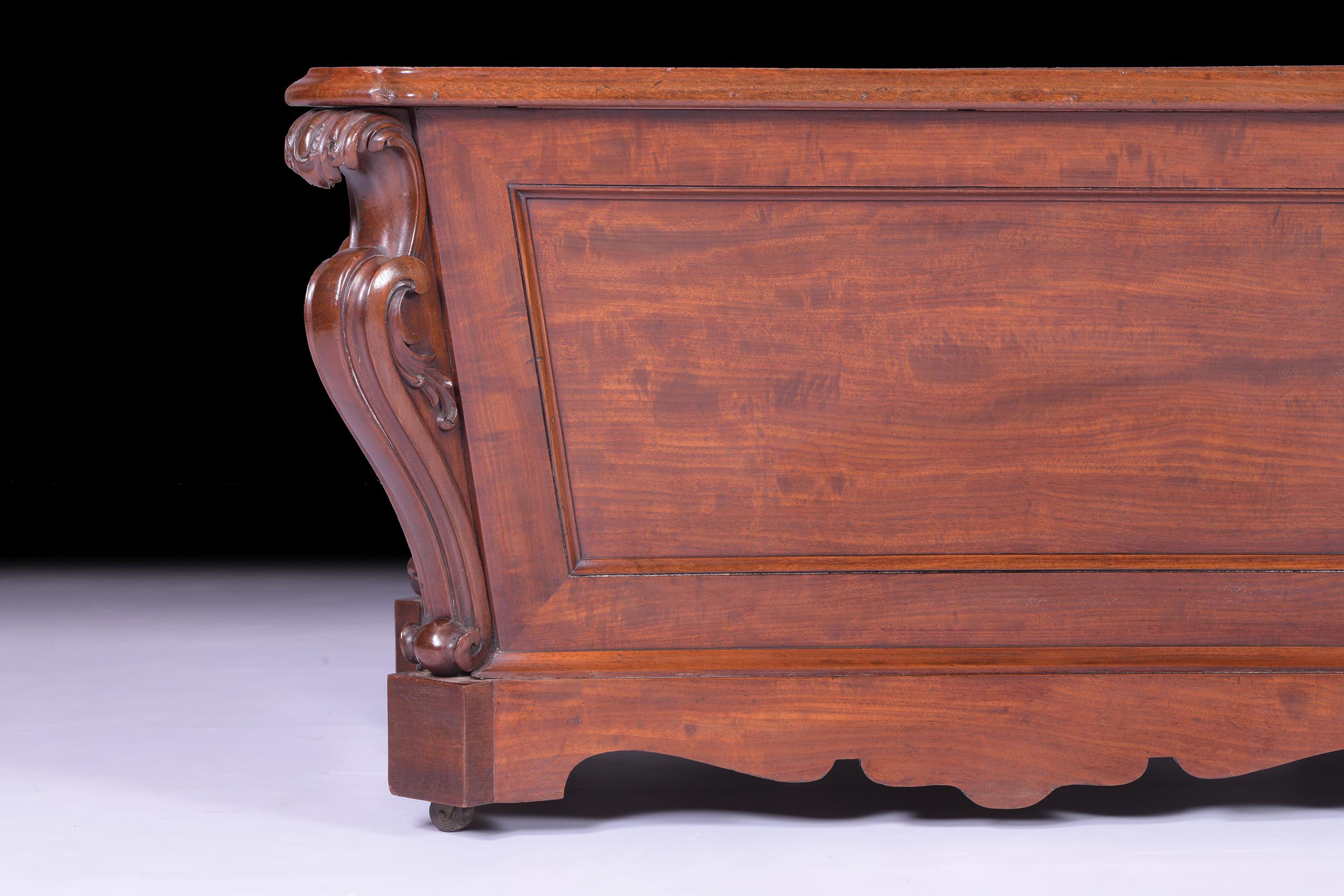 19th Century English Regency Mahogany Open Cellarette Attributed to Gillows For Sale 3