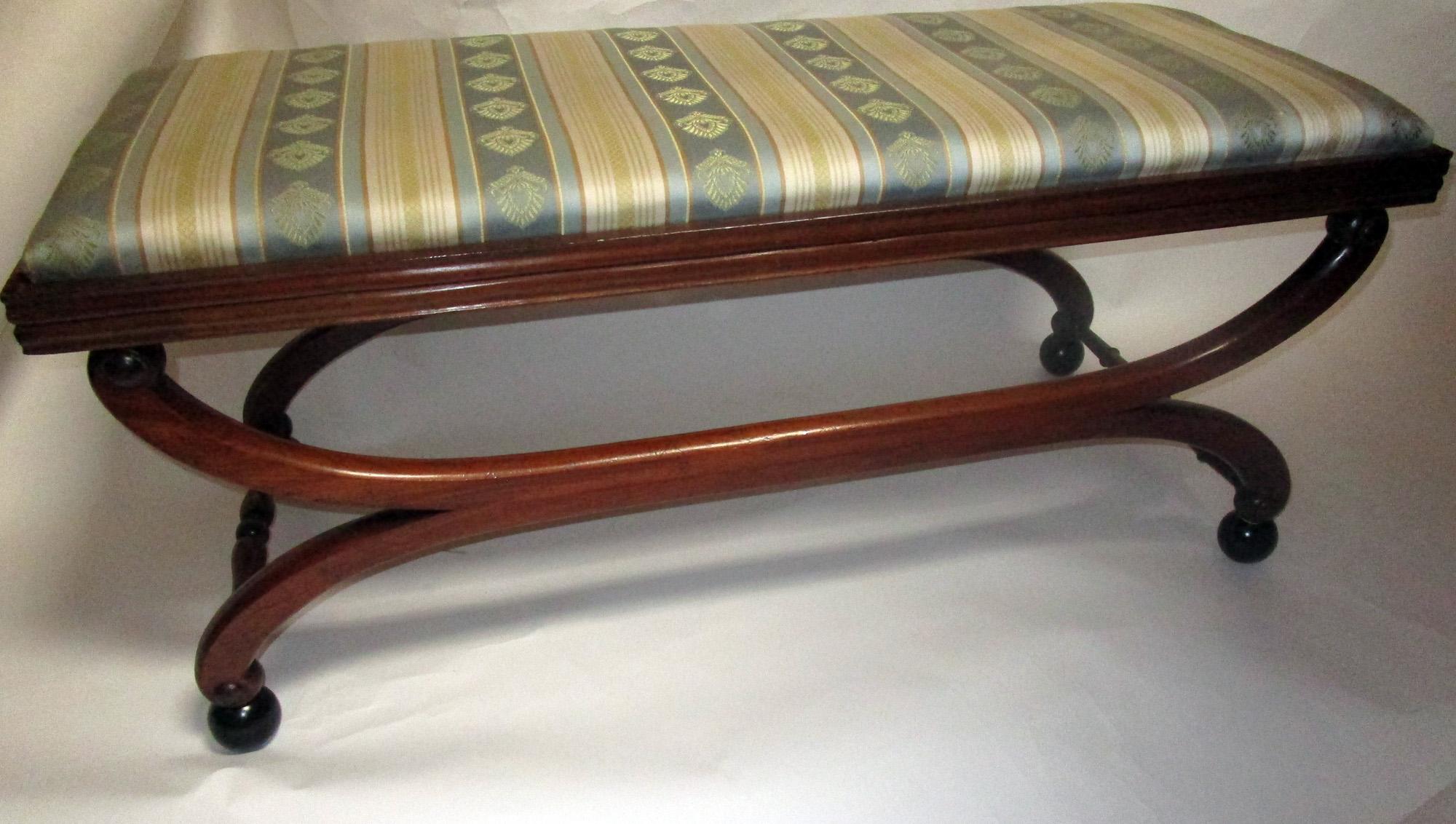 19th century English Regency Mahogany Scroll Form Bench In Good Condition In Savannah, GA